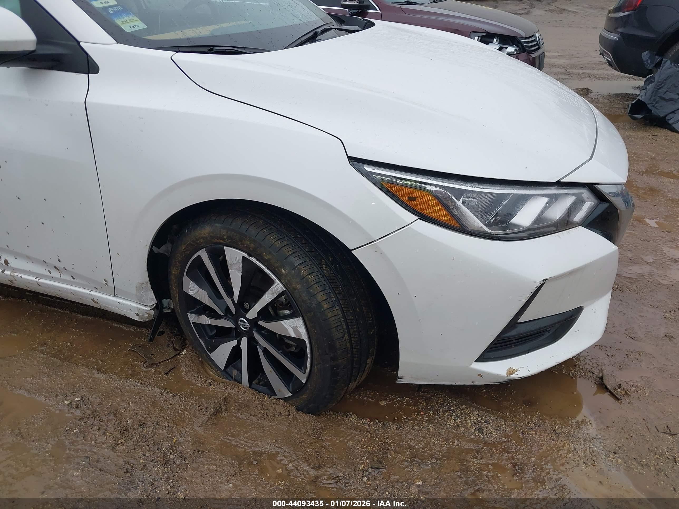 NISSAN SENTRA image 6