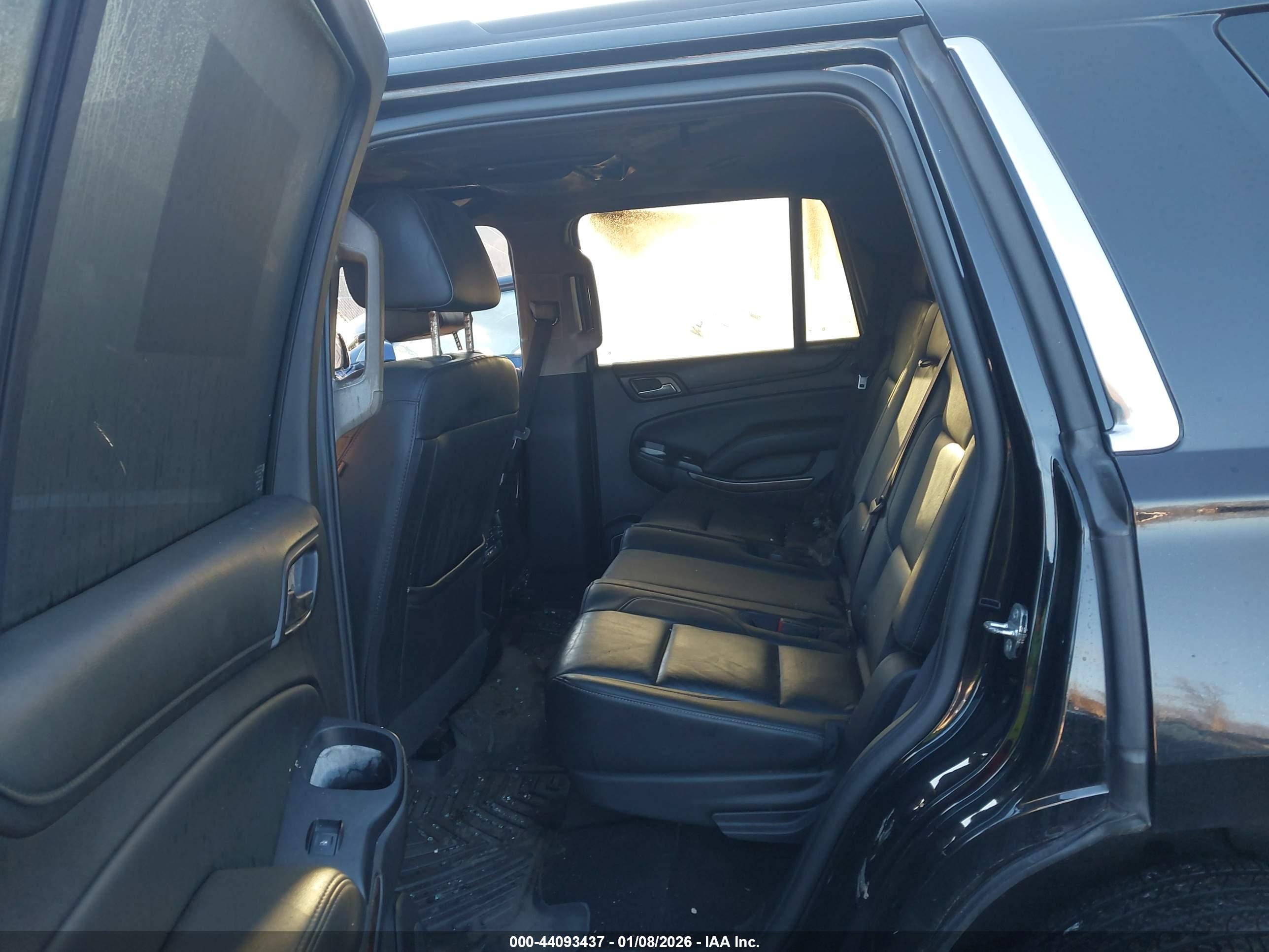 CHEVROLET TAHOE image 8