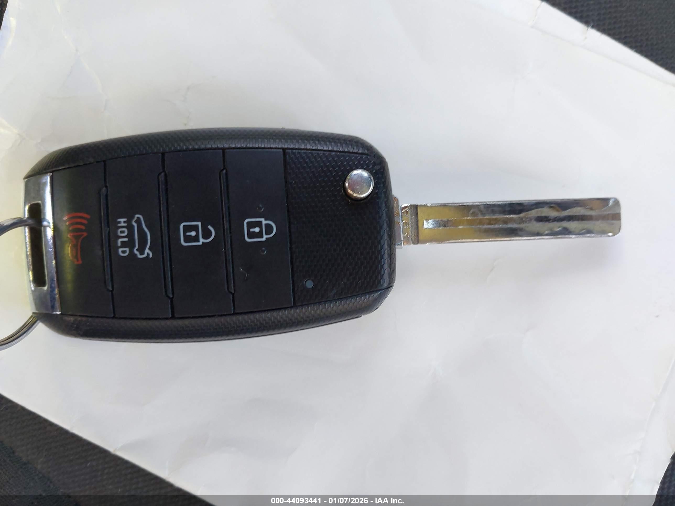 KIA RIO image 11