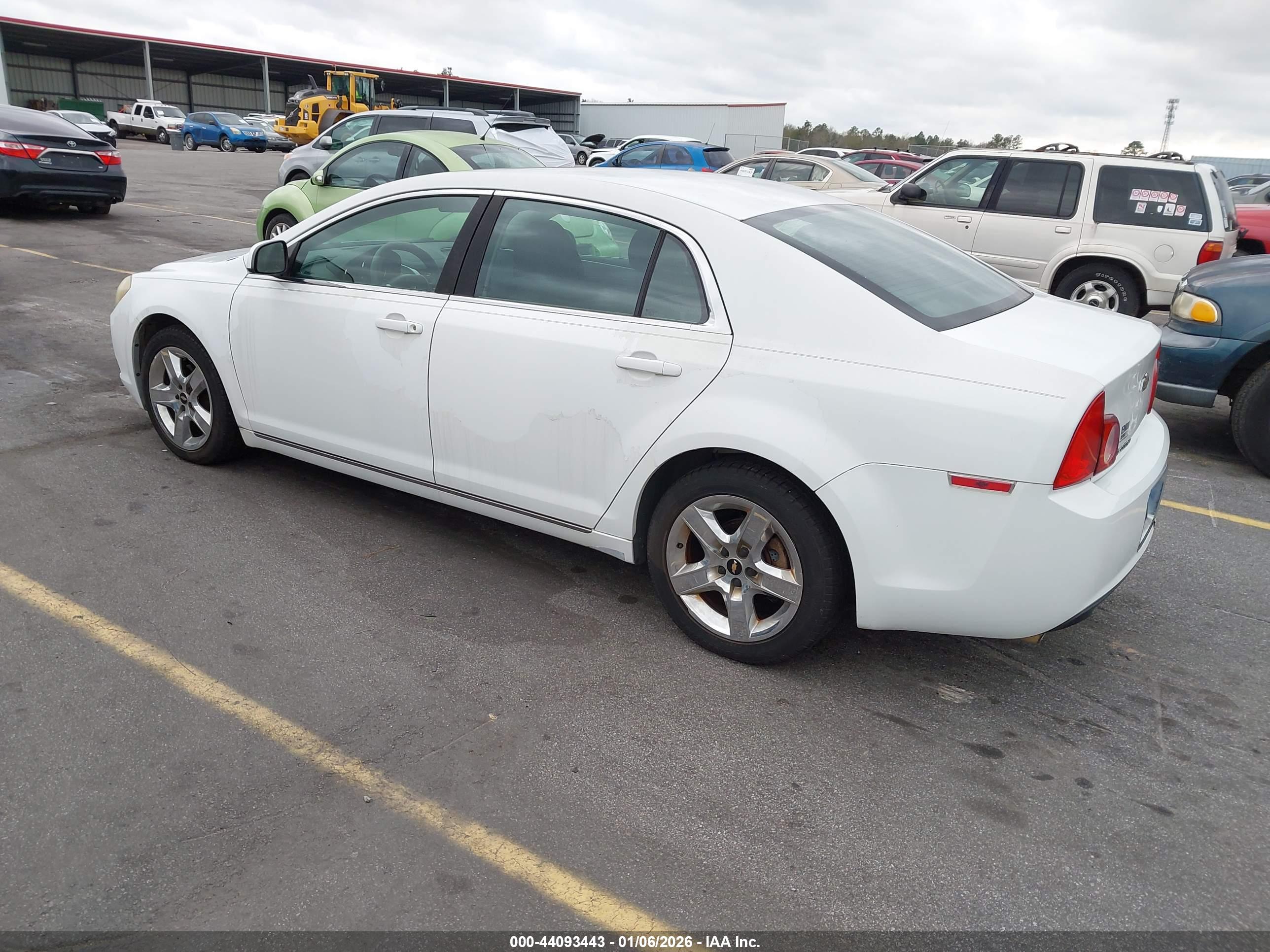 CHEVROLET MALIBU image 3