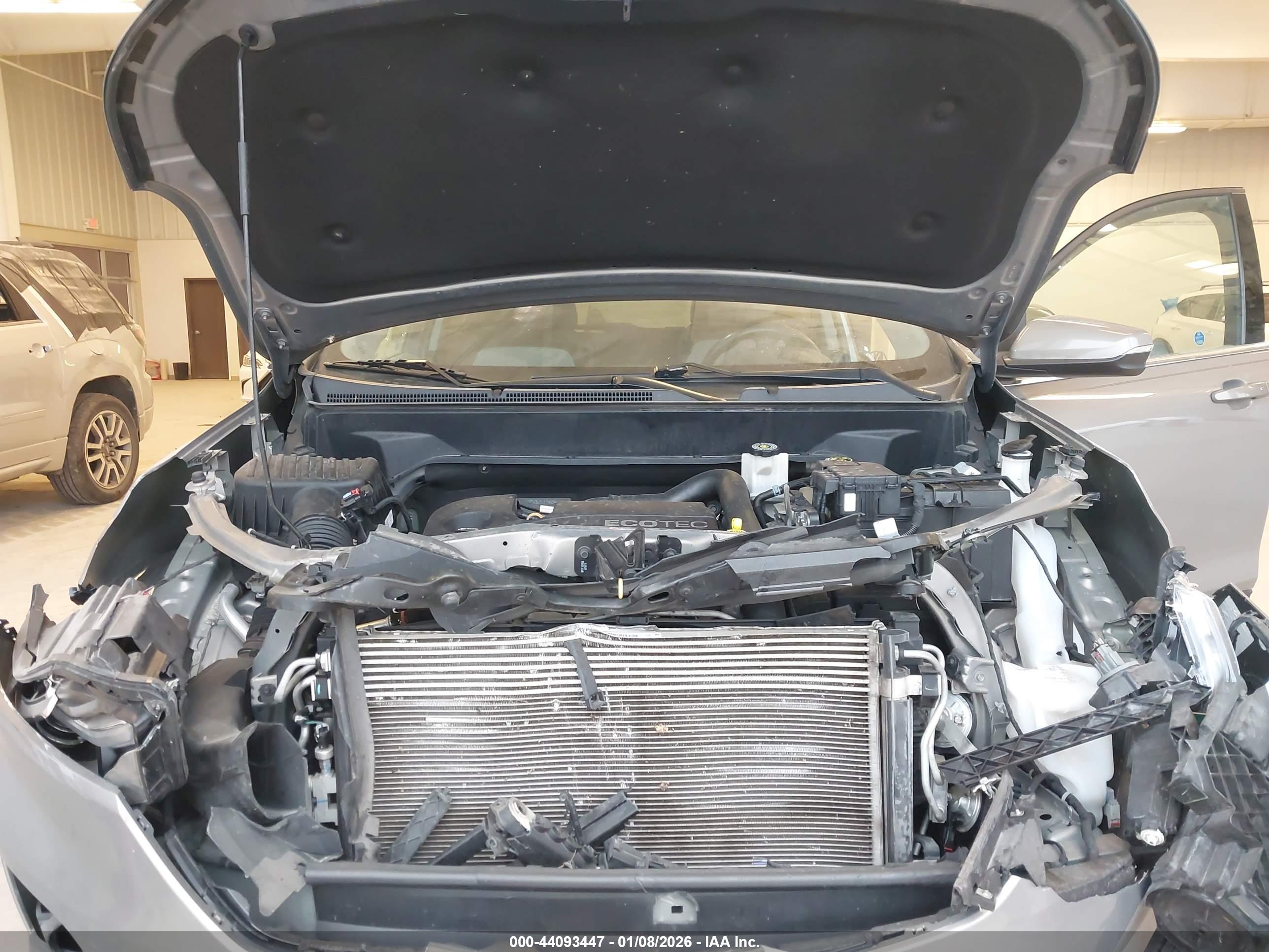 CHEVROLET EQUINOX image 10