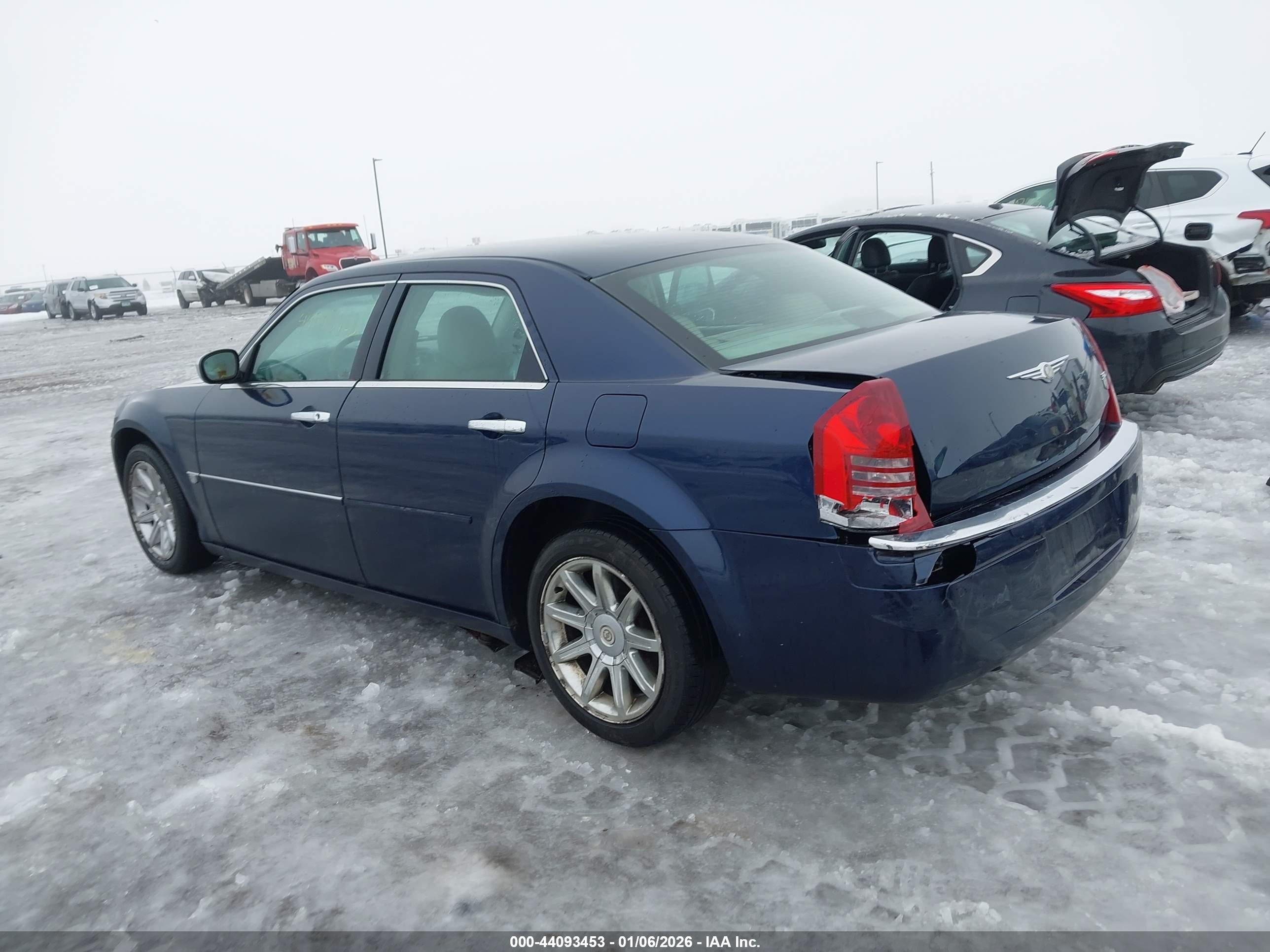 CHRYSLER 300C image 3