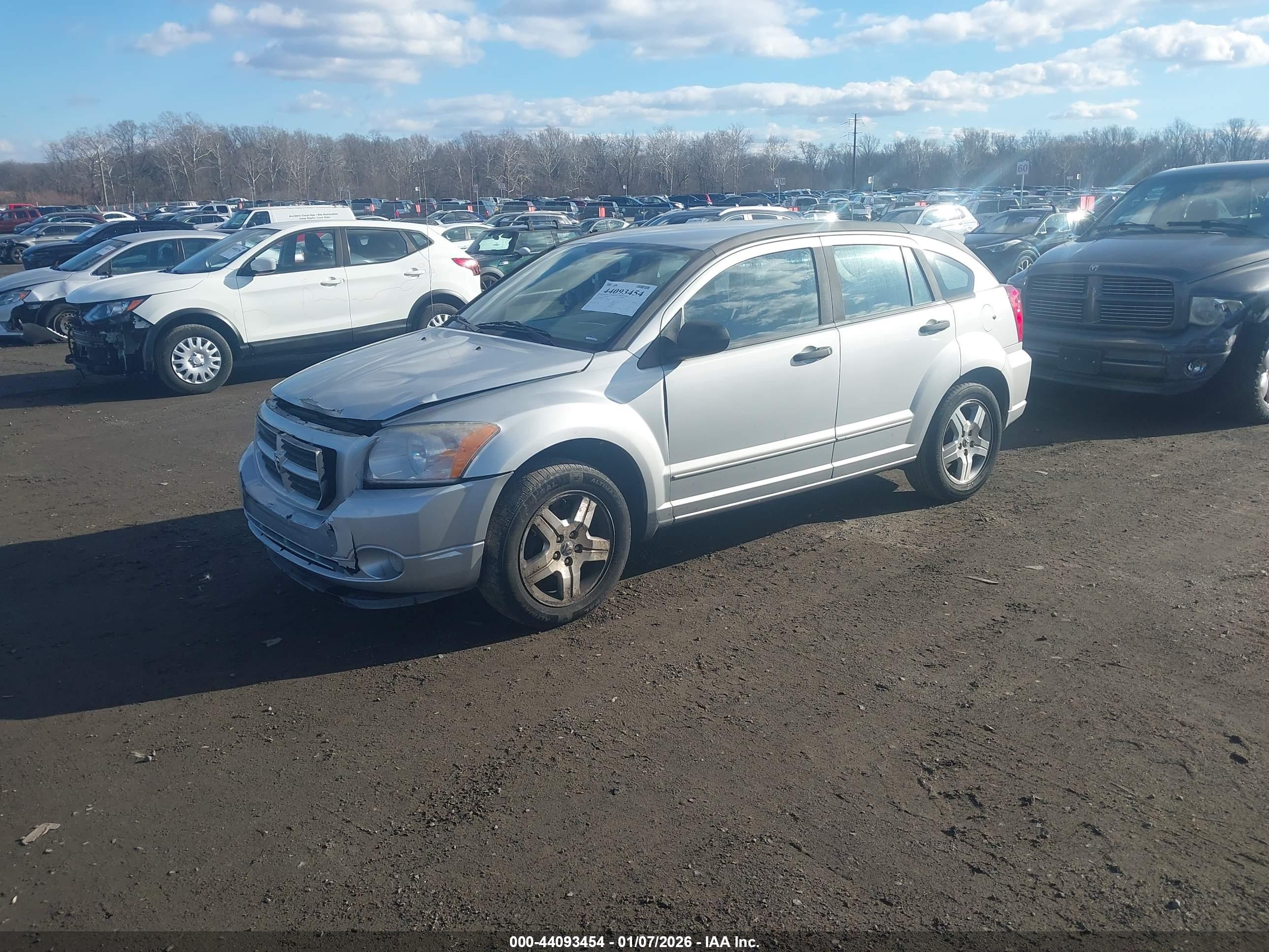 DODGE CALIBER image 2