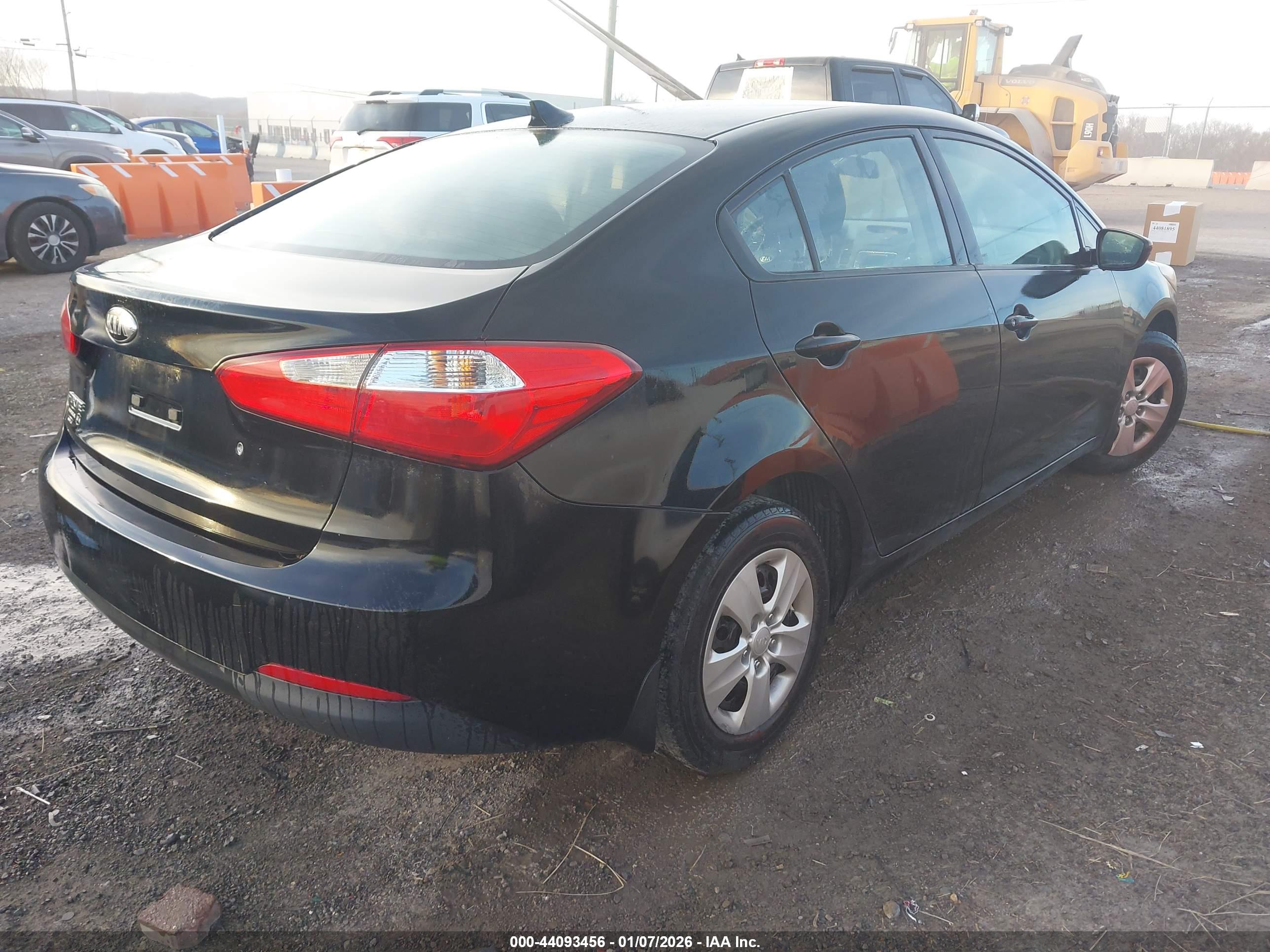KIA FORTE image 4