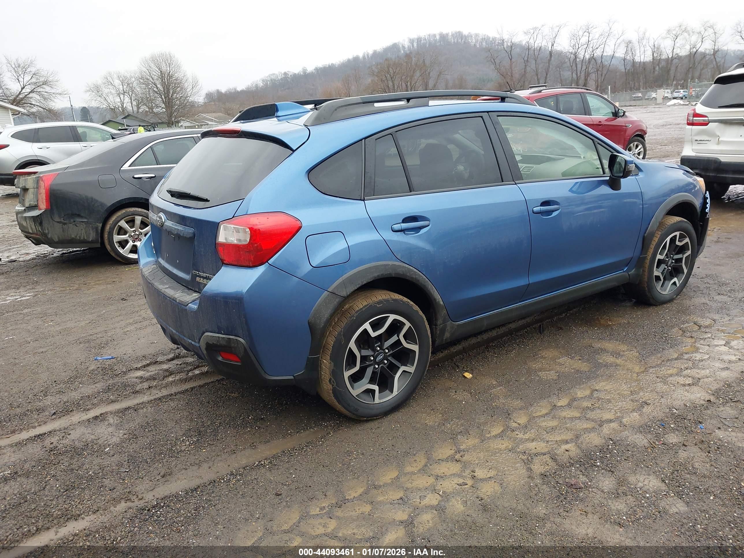 SUBARU CROSSTREK image 4