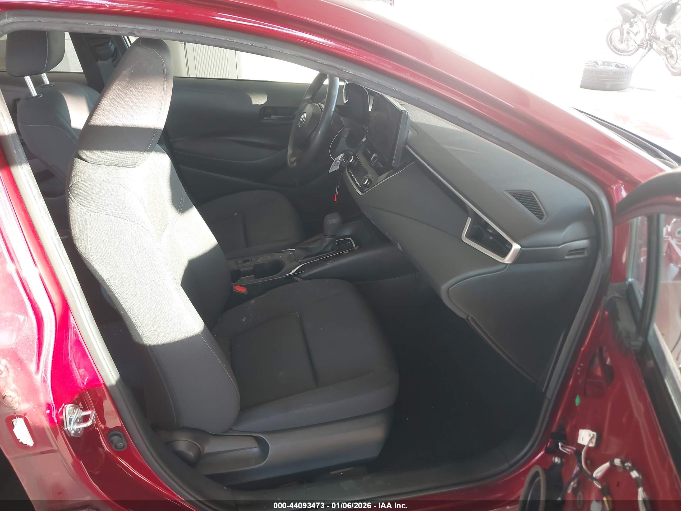 TOYOTA COROLLA image 5
