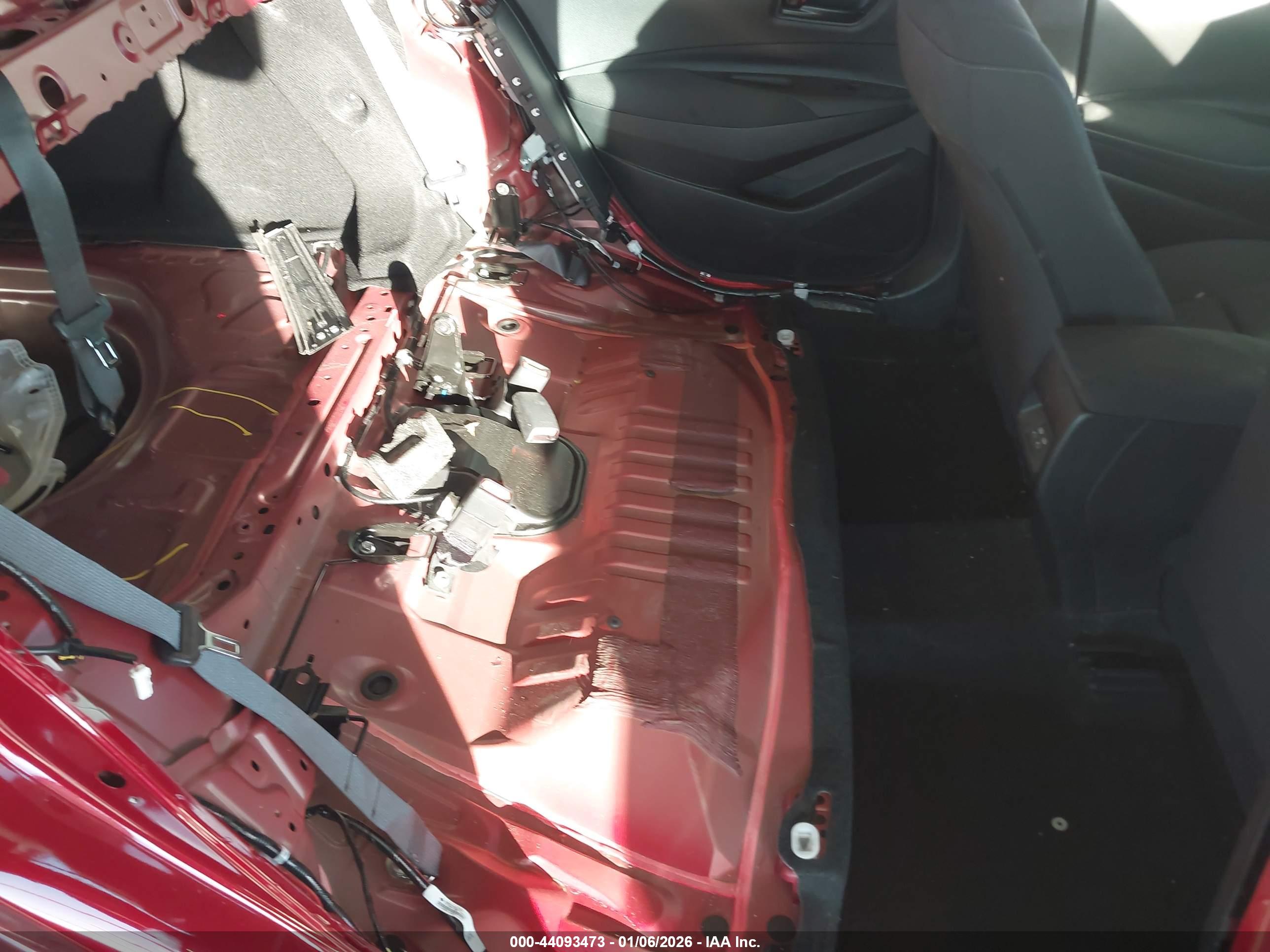 TOYOTA COROLLA image 8