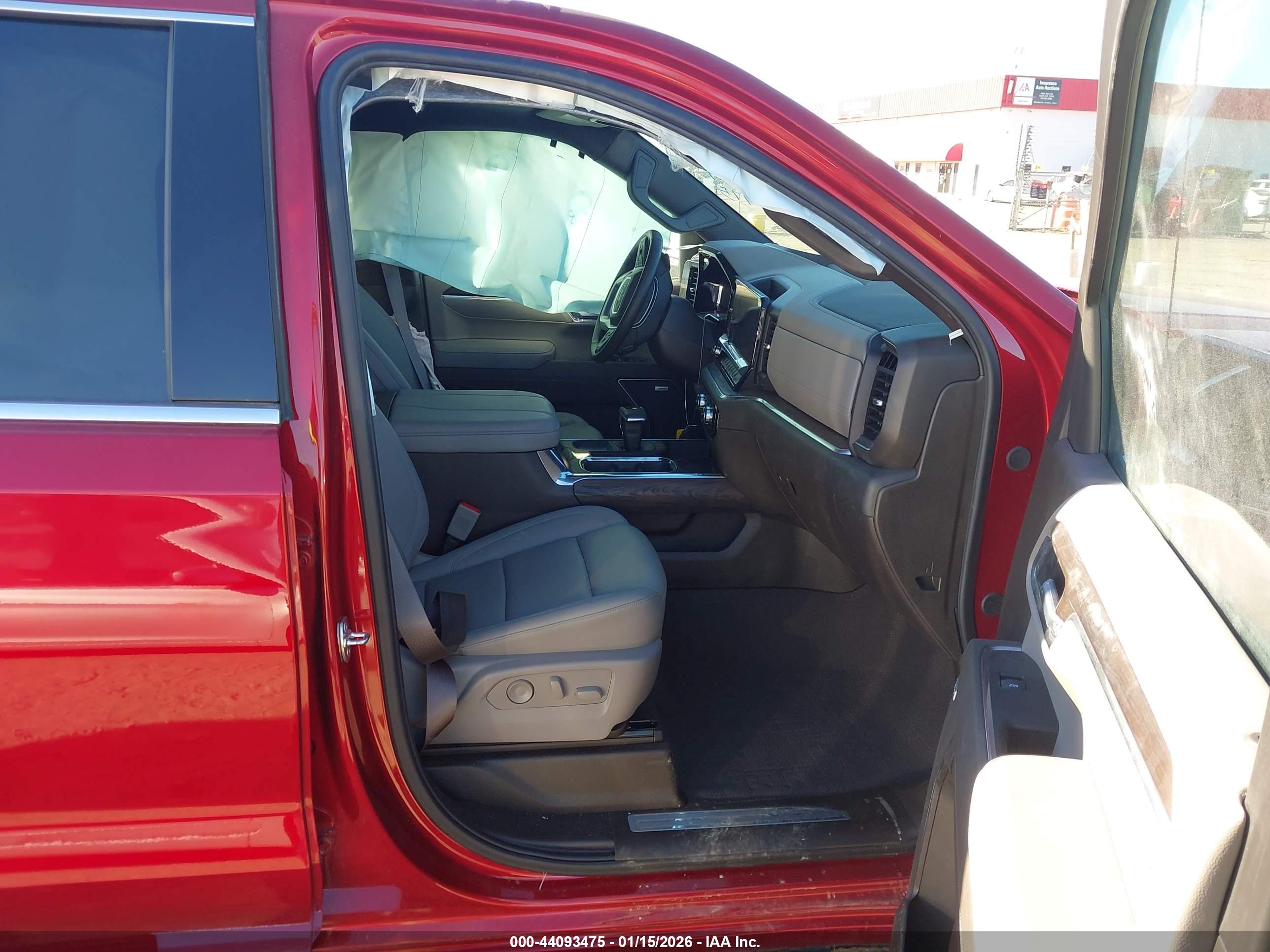 GMC SIERRA image 5