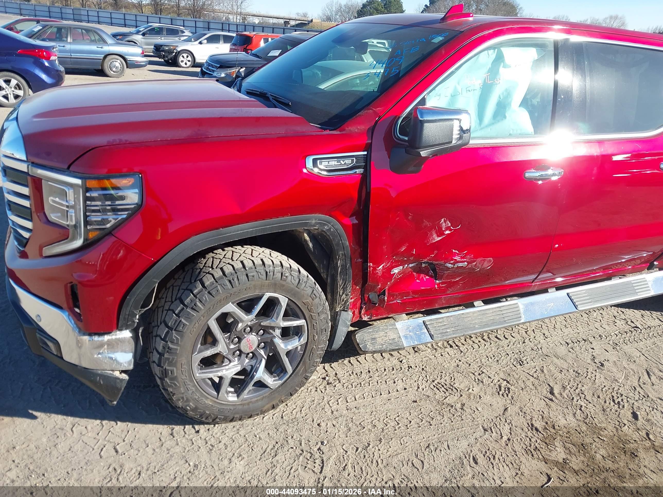 GMC SIERRA image 6