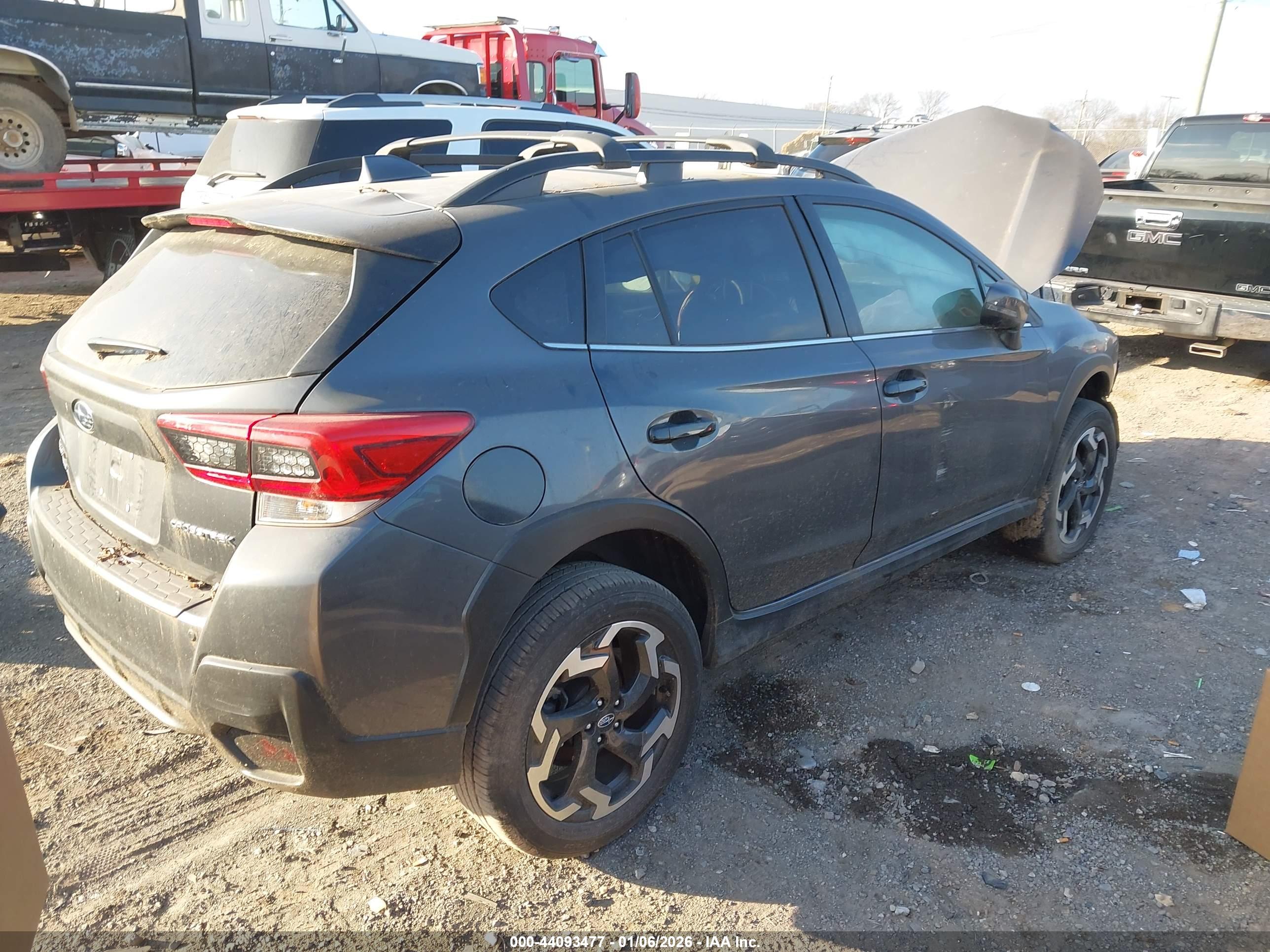 SUBARU CROSSTREK image 4