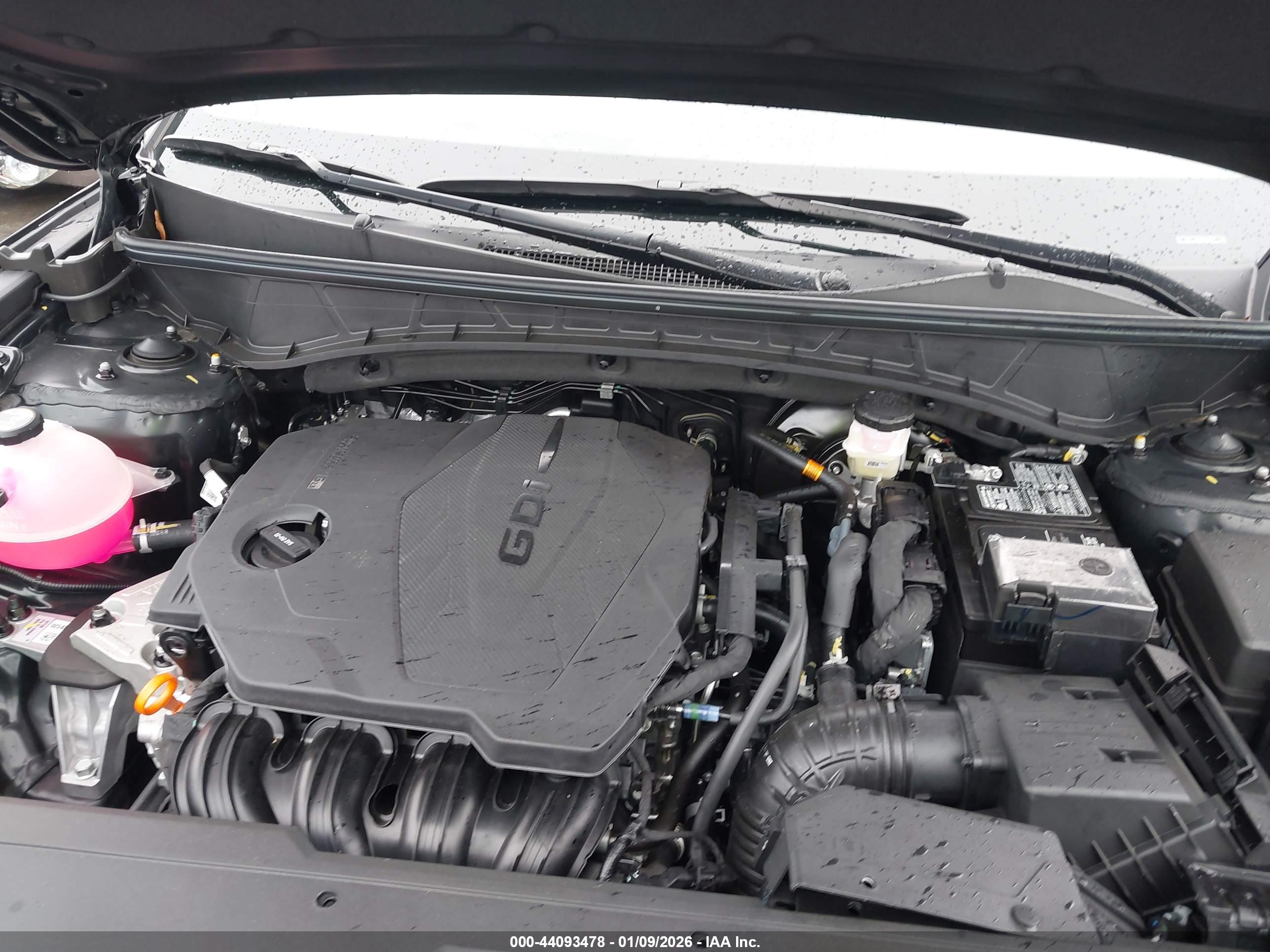HYUNDAI TUCSON image 10
