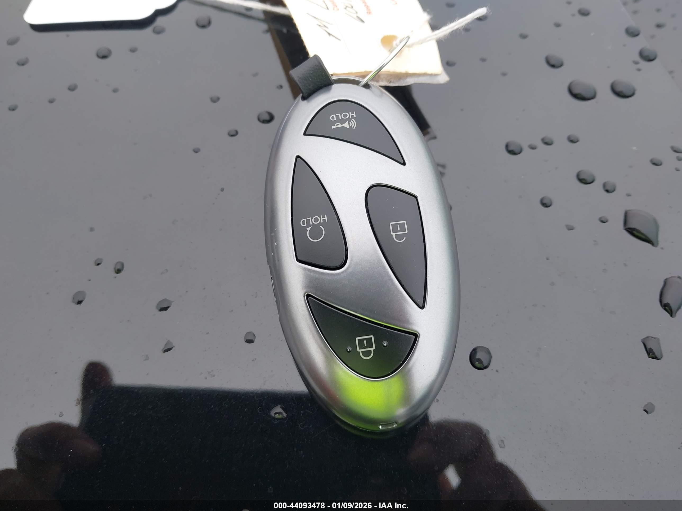 HYUNDAI TUCSON image 11