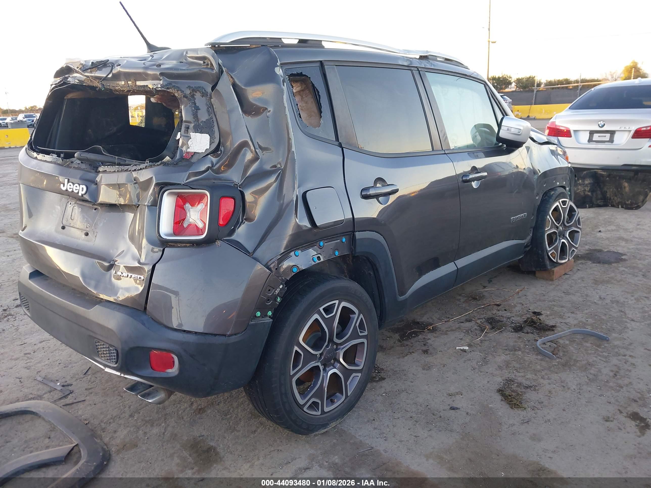 JEEP RENEGADE image 4