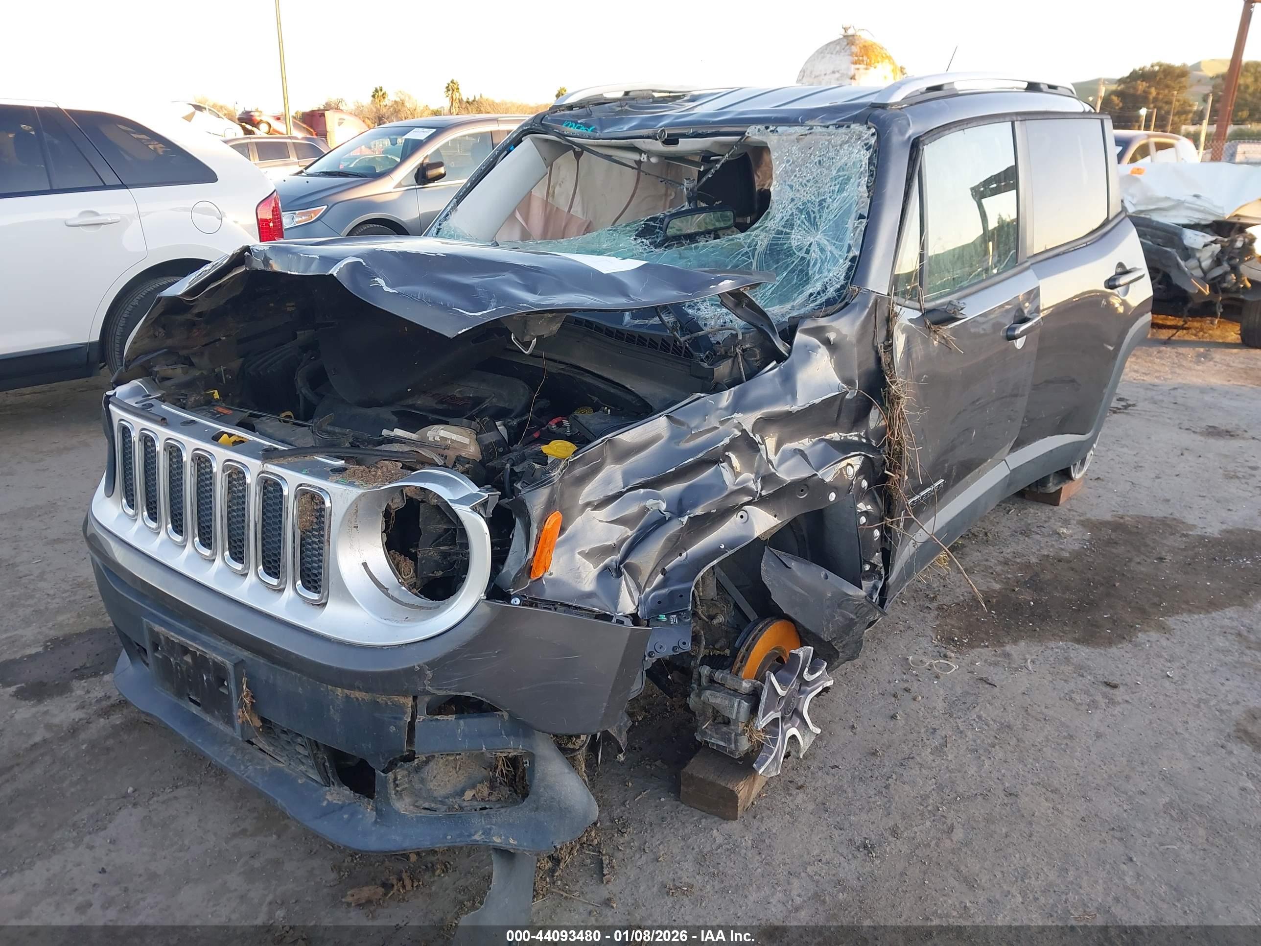 JEEP RENEGADE image 6