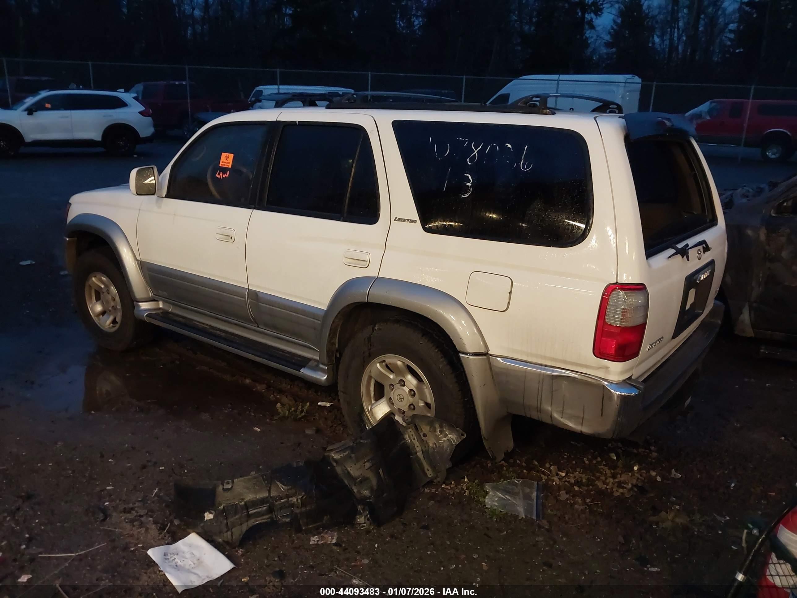 TOYOTA 4RUNNER image 3