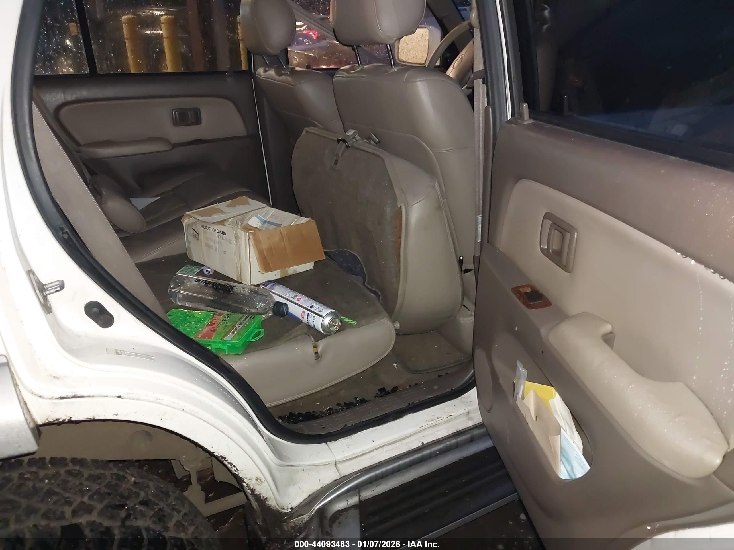 TOYOTA 4RUNNER image 8