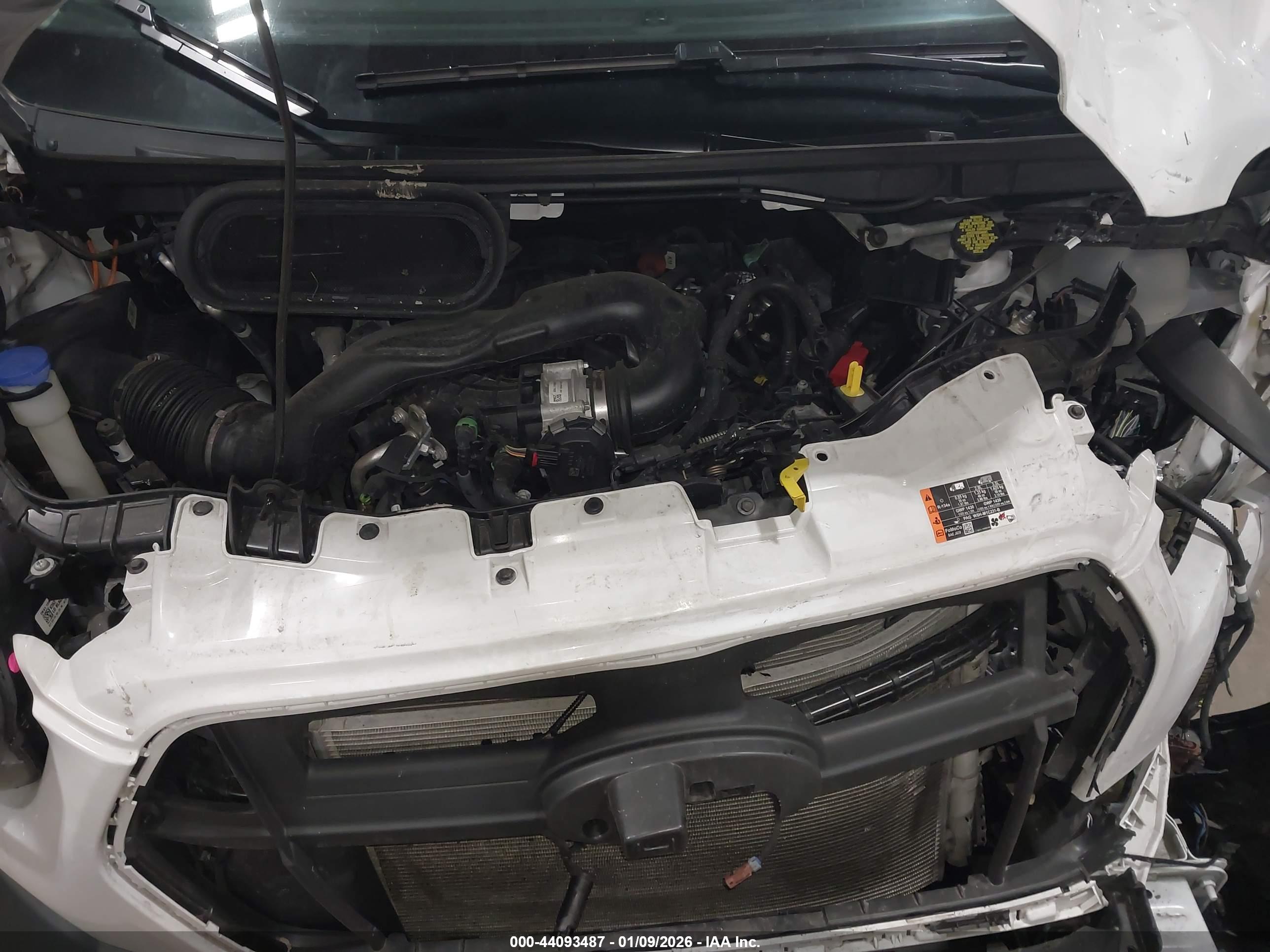 FORD TRANSIT-250 image 10
