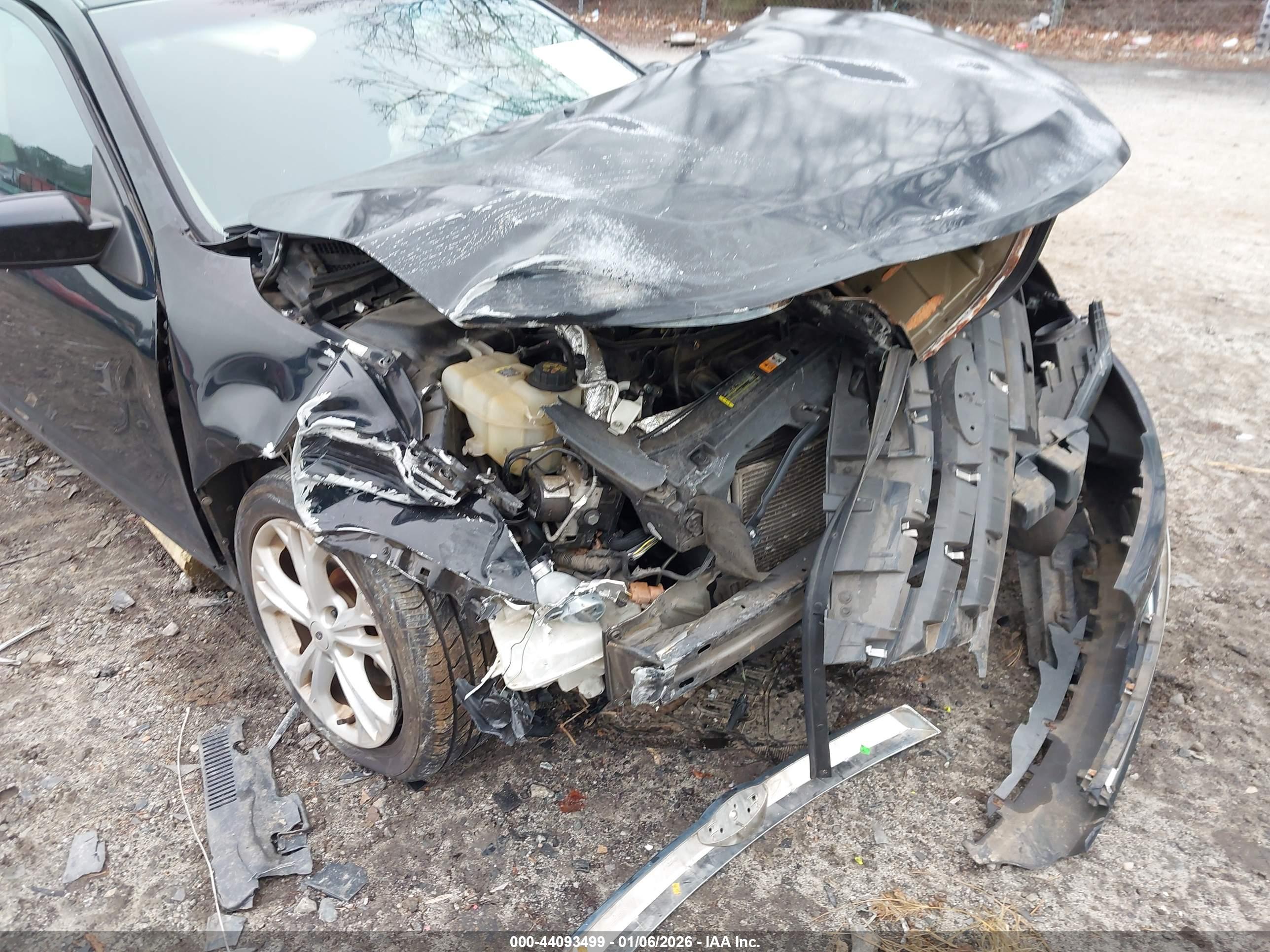 FORD FUSION image 6