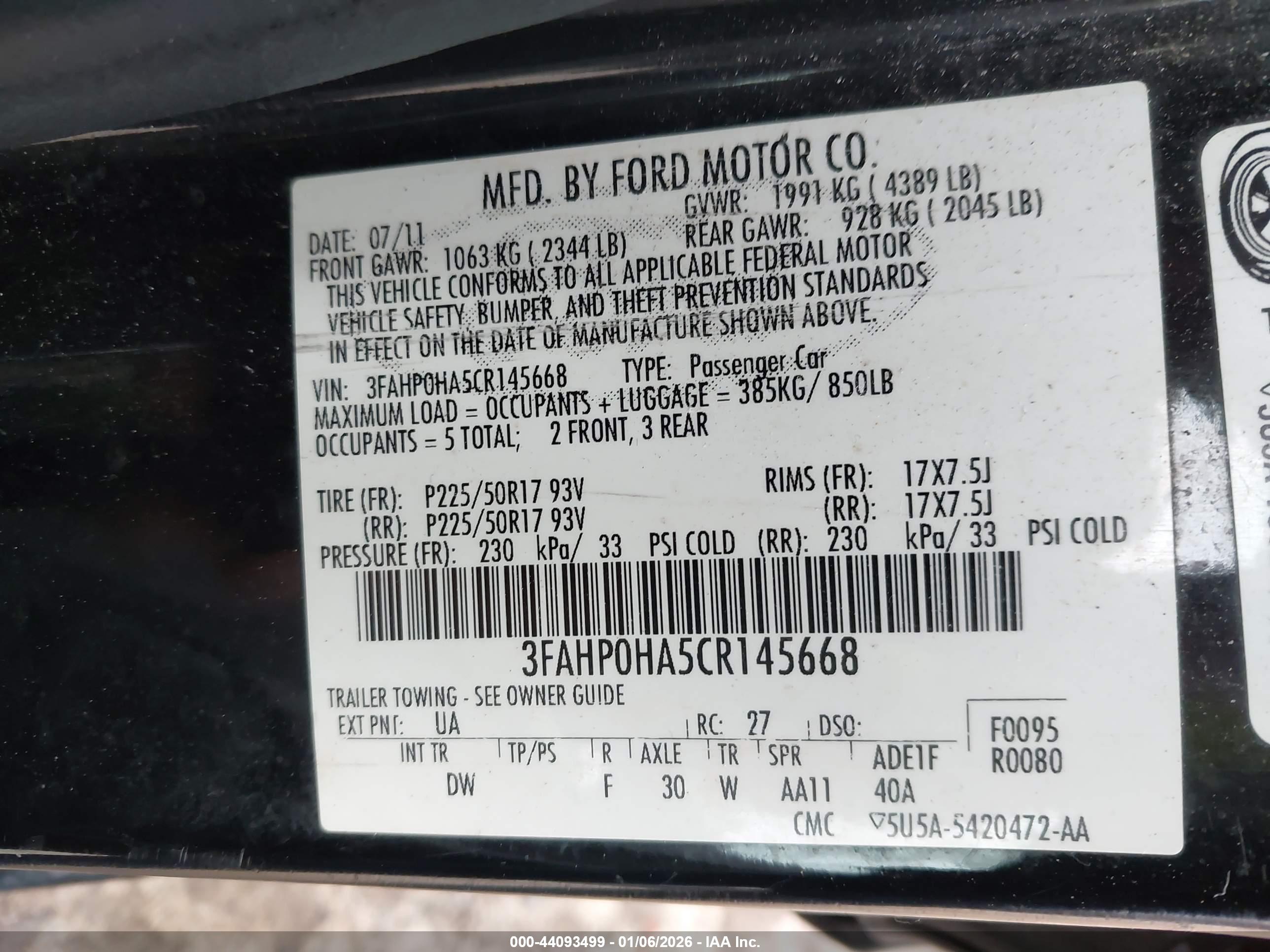 FORD FUSION image 9