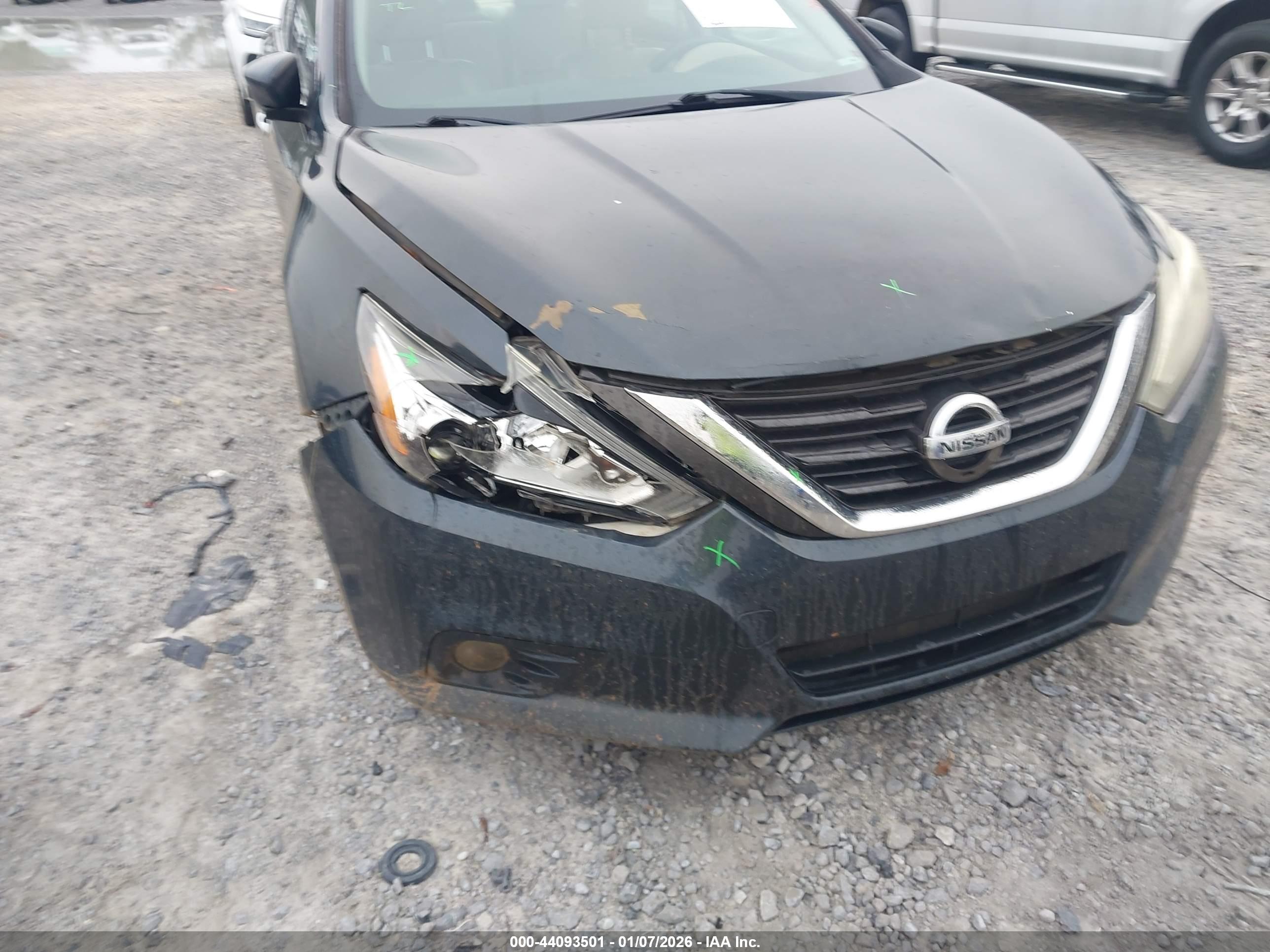 NISSAN ALTIMA image 6