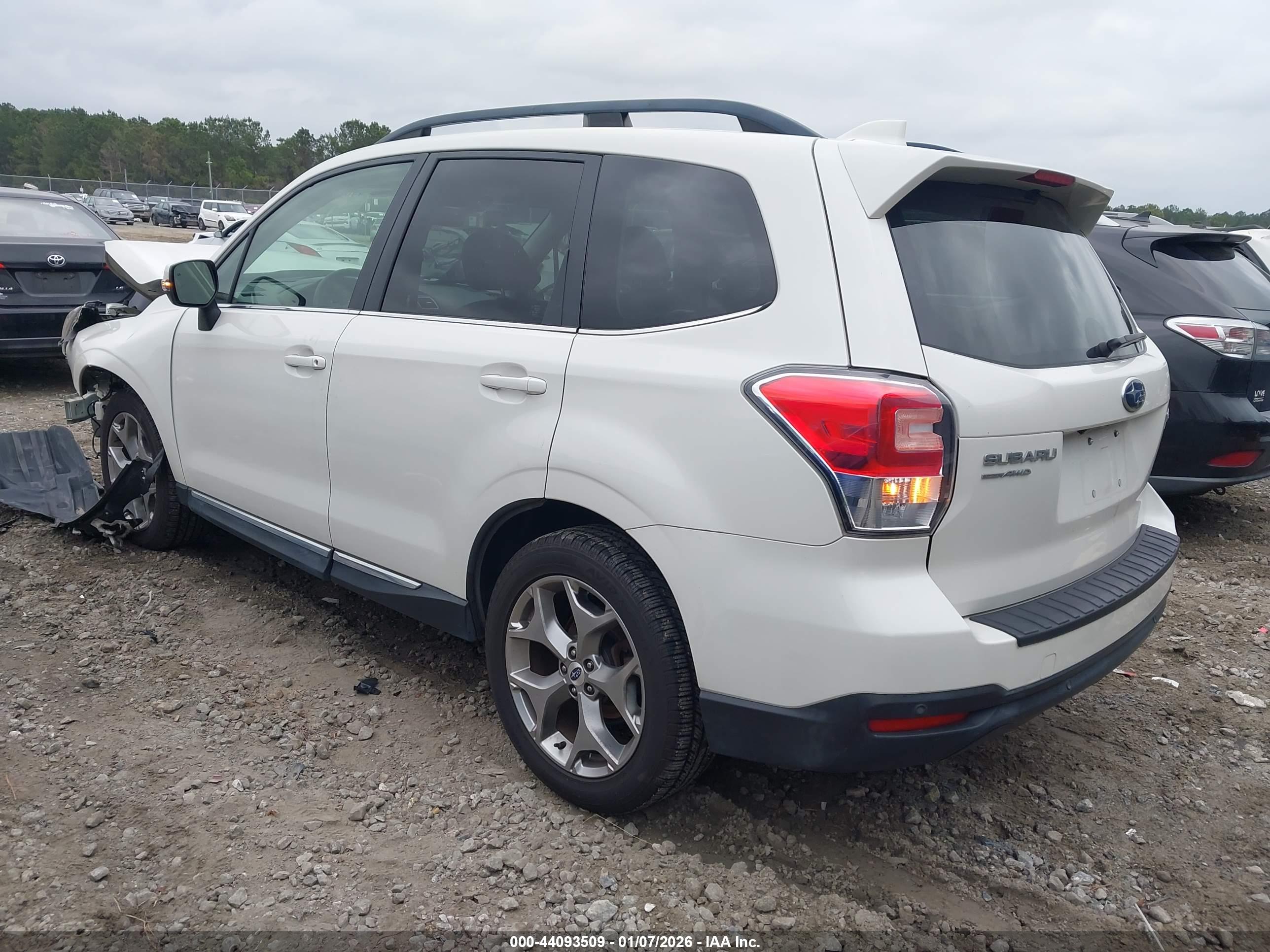 SUBARU FORESTER image 3