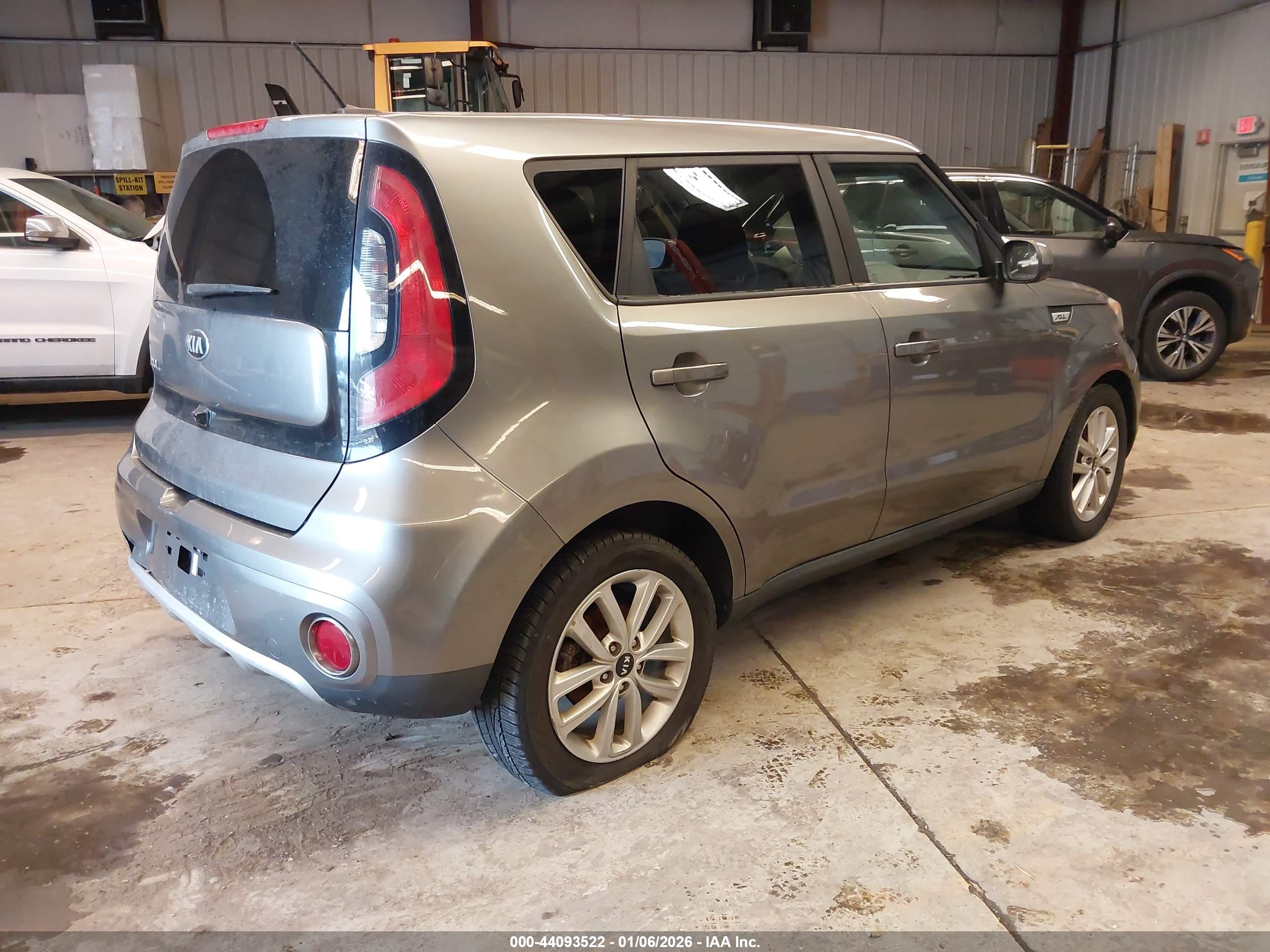 KIA SOUL image 4