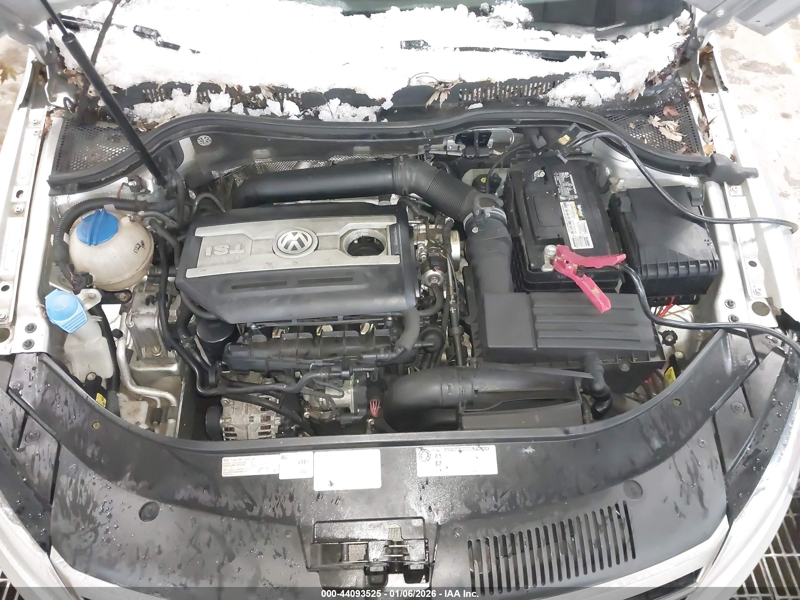 VOLKSWAGEN CC image 10