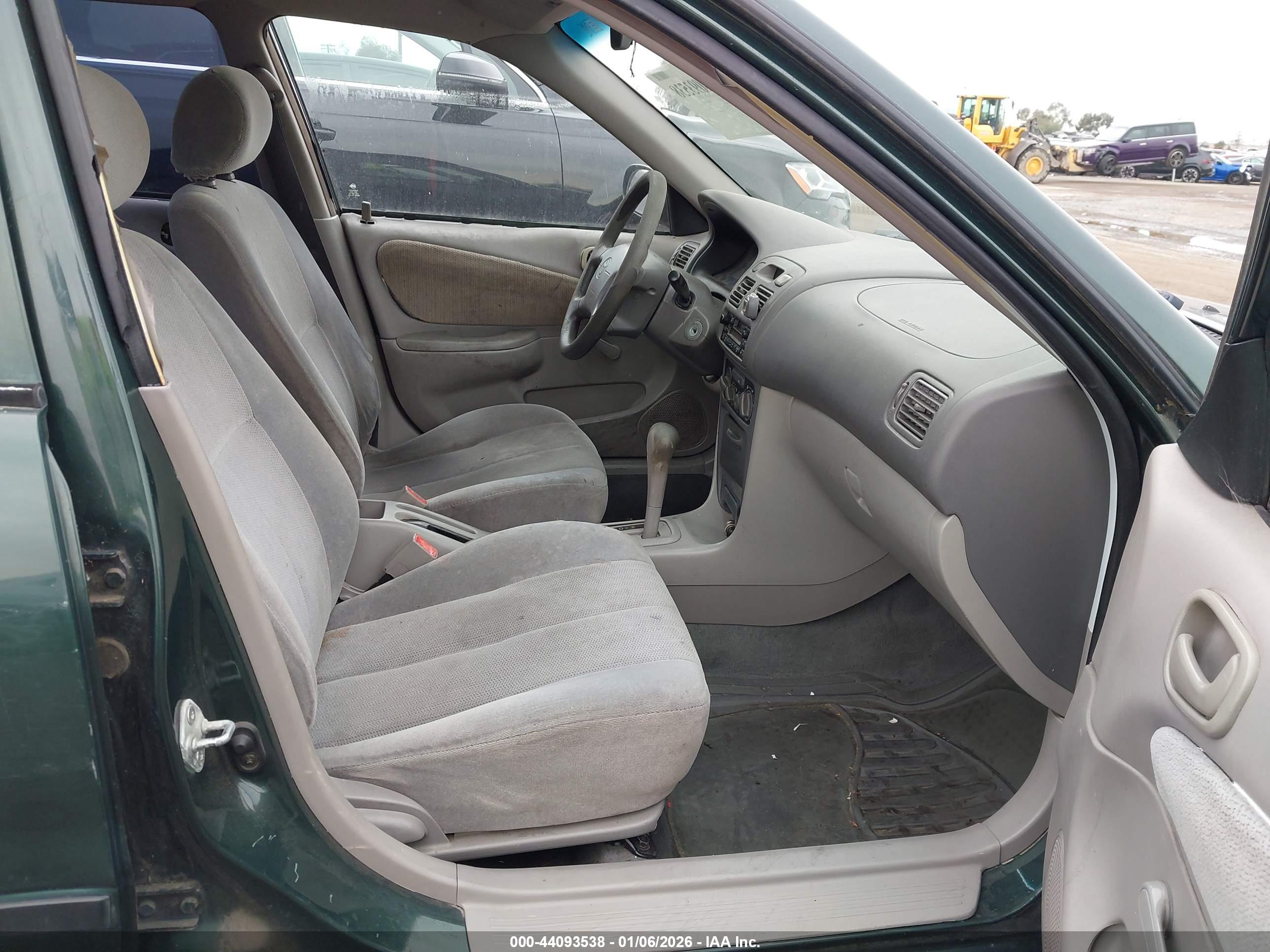TOYOTA COROLLA image 5