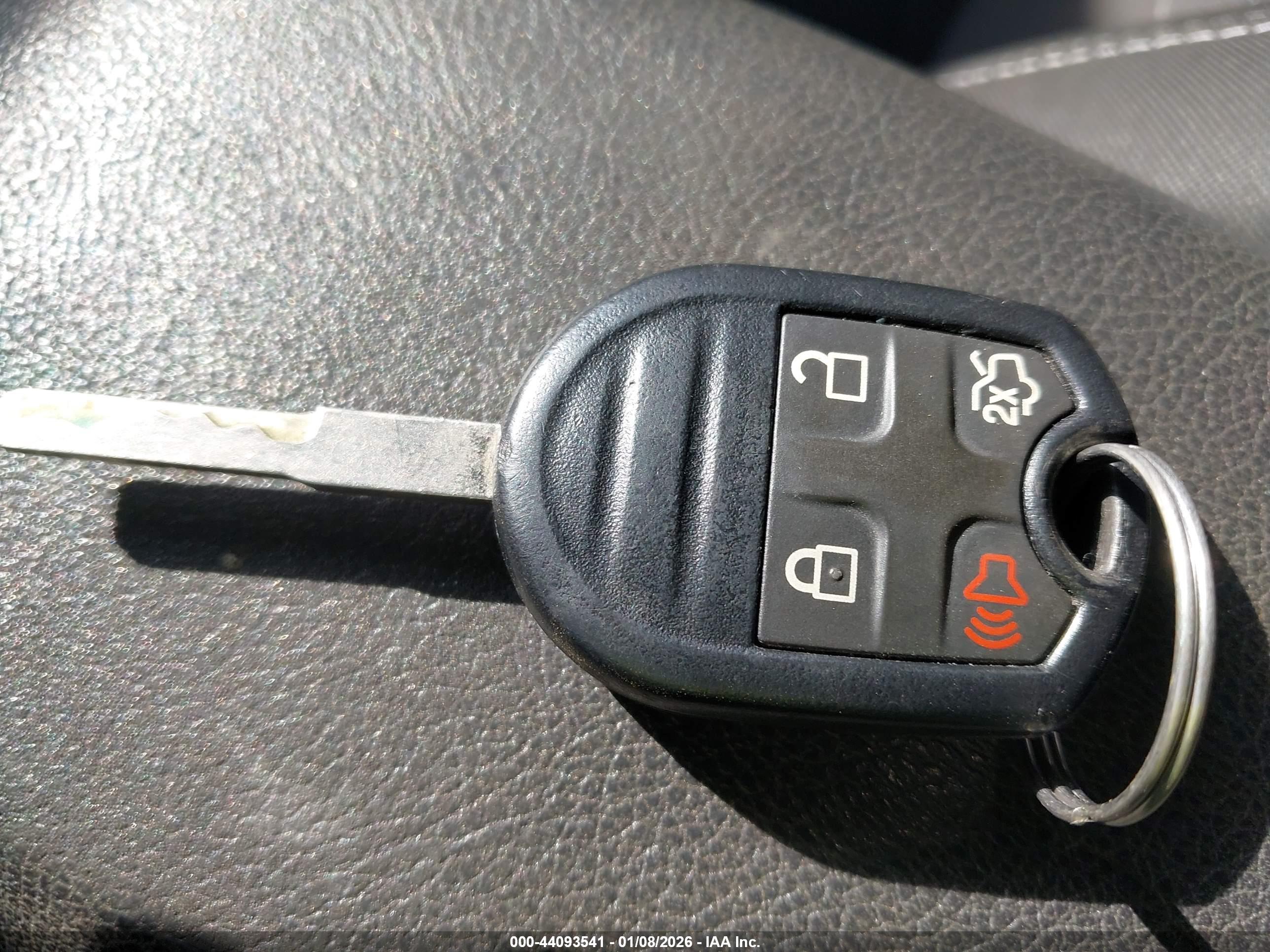 FORD FIESTA image 11