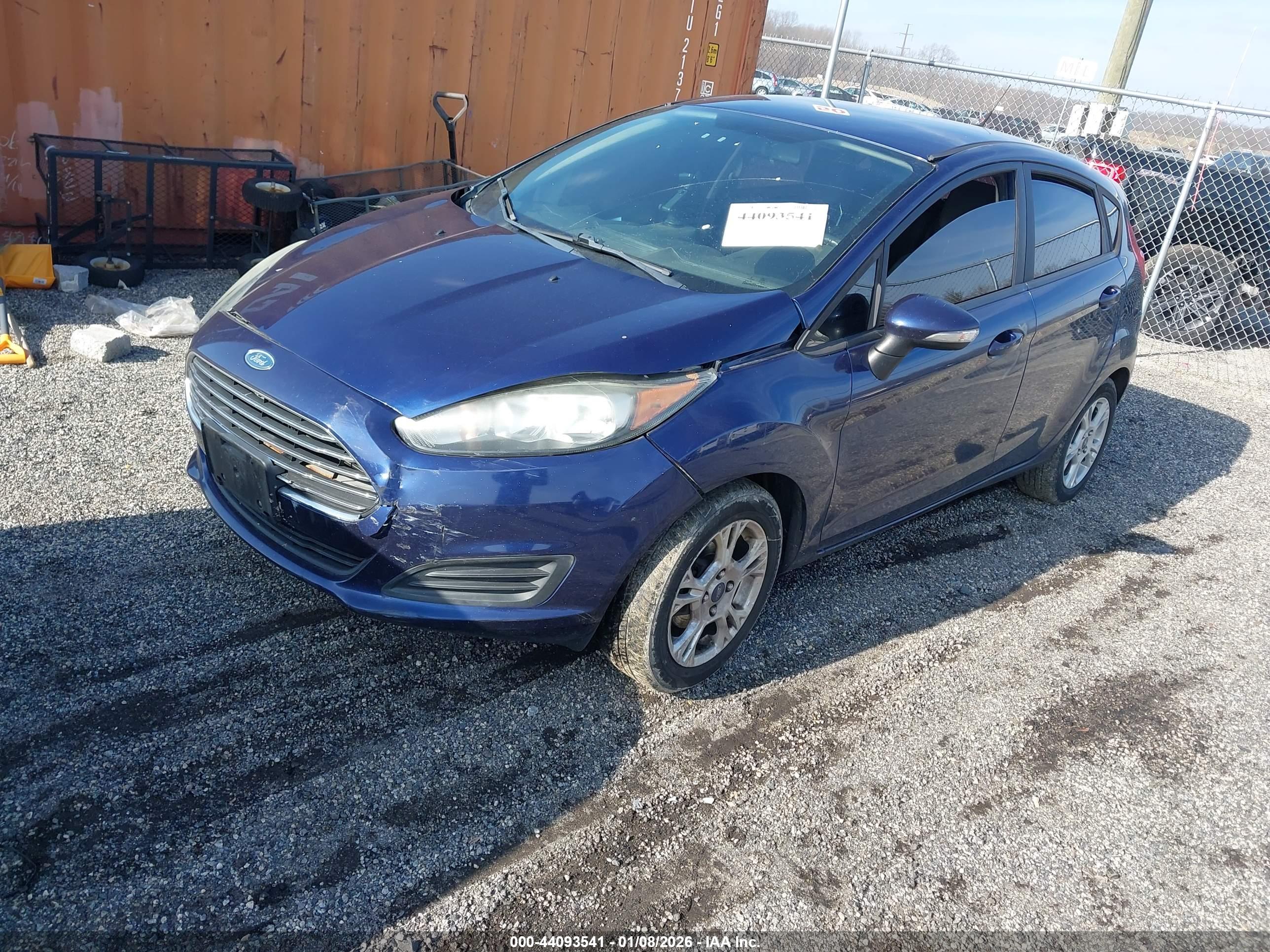 FORD FIESTA image 2