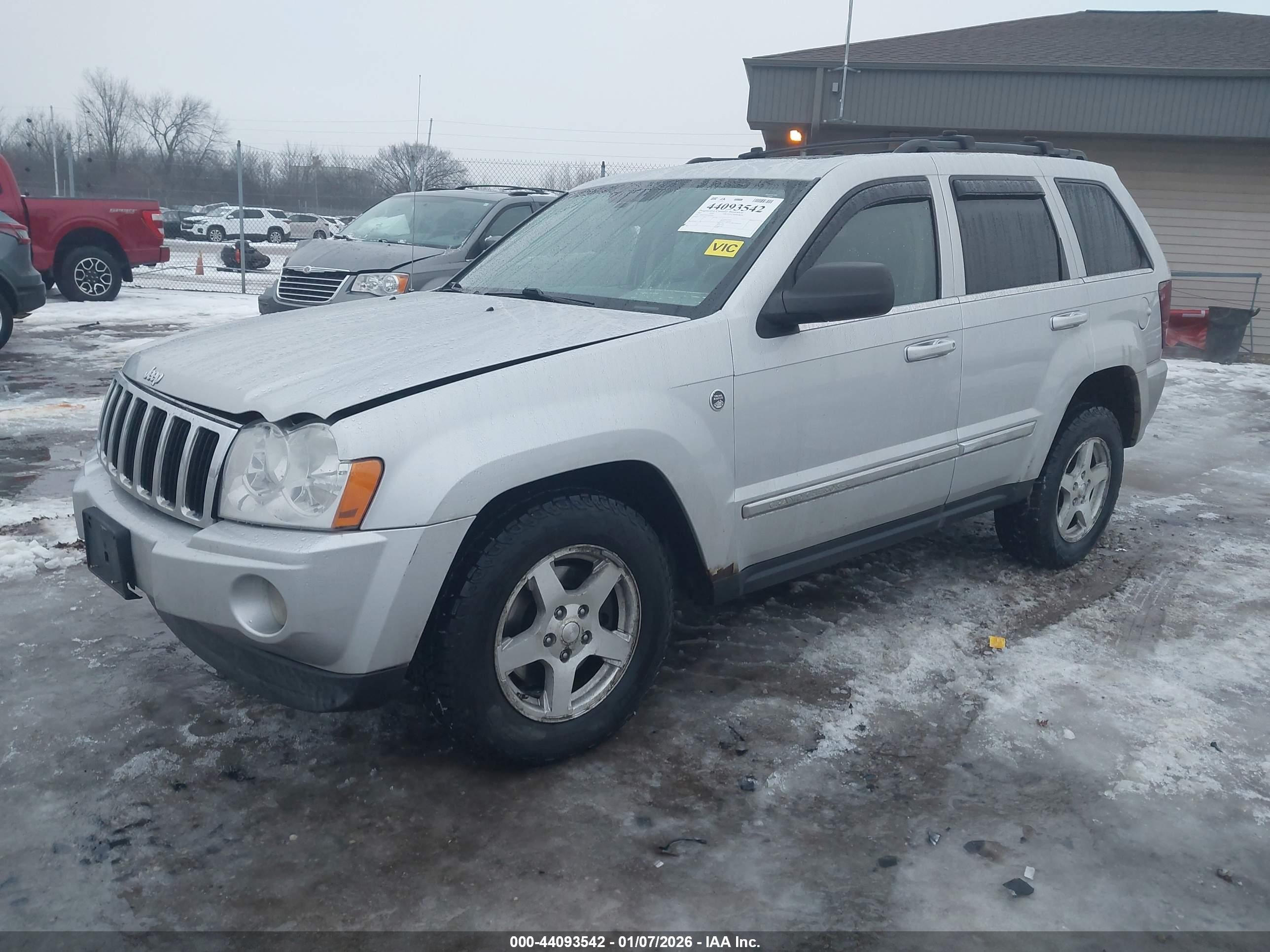 JEEP GRAND image 2
