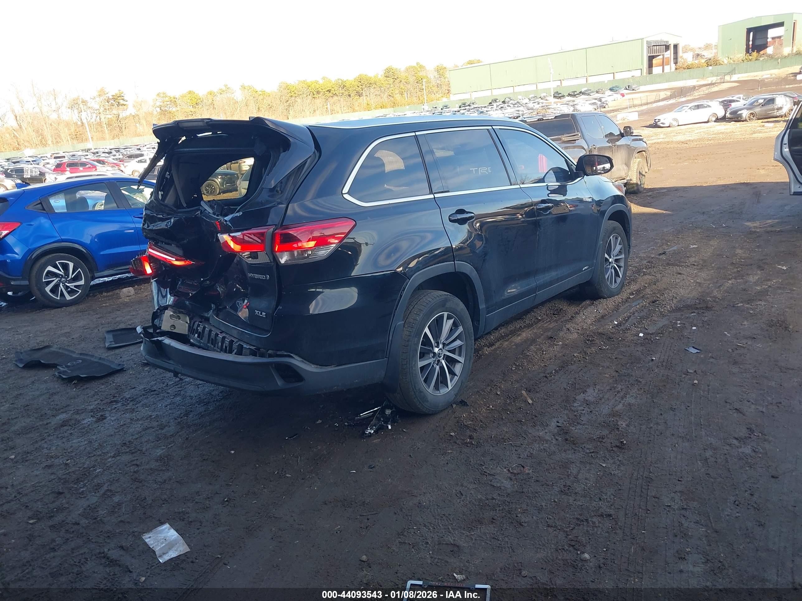 TOYOTA HIGHLANDER image 4