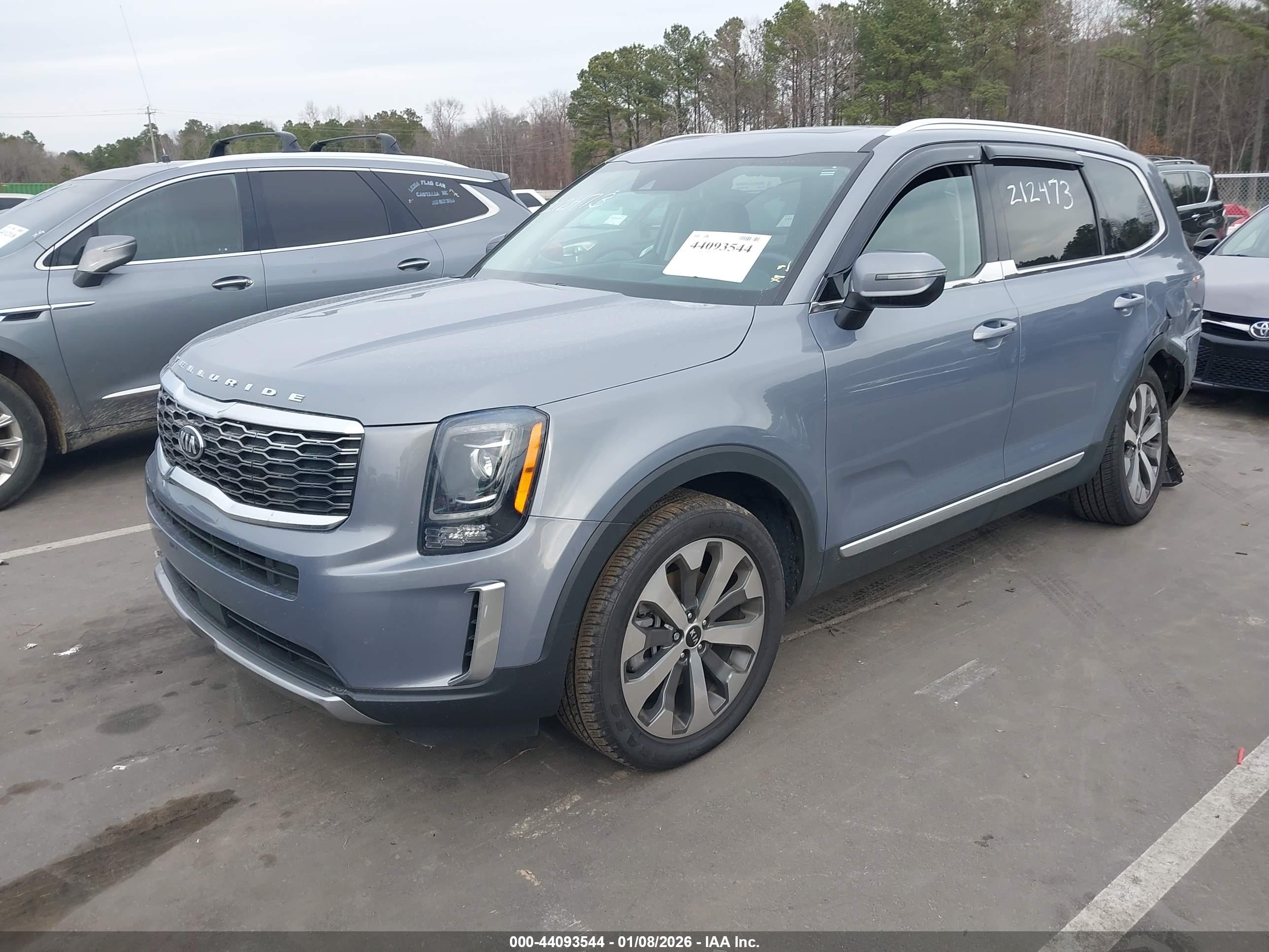 KIA TELLURIDE image 2