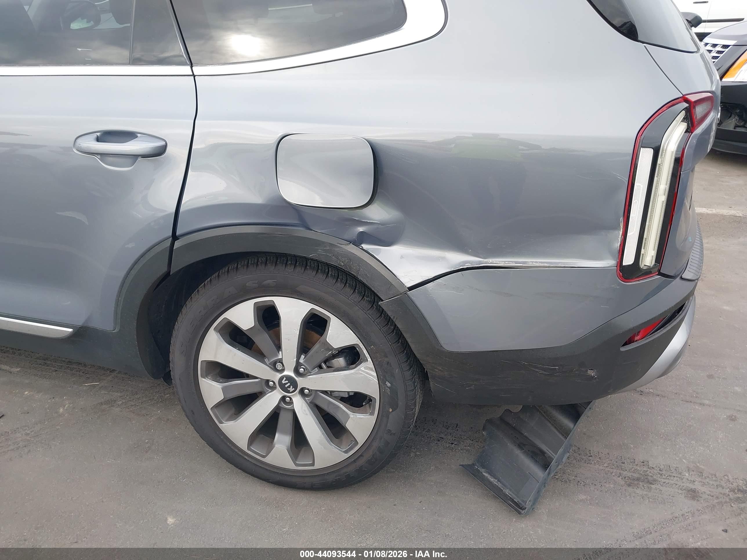 KIA TELLURIDE image 6
