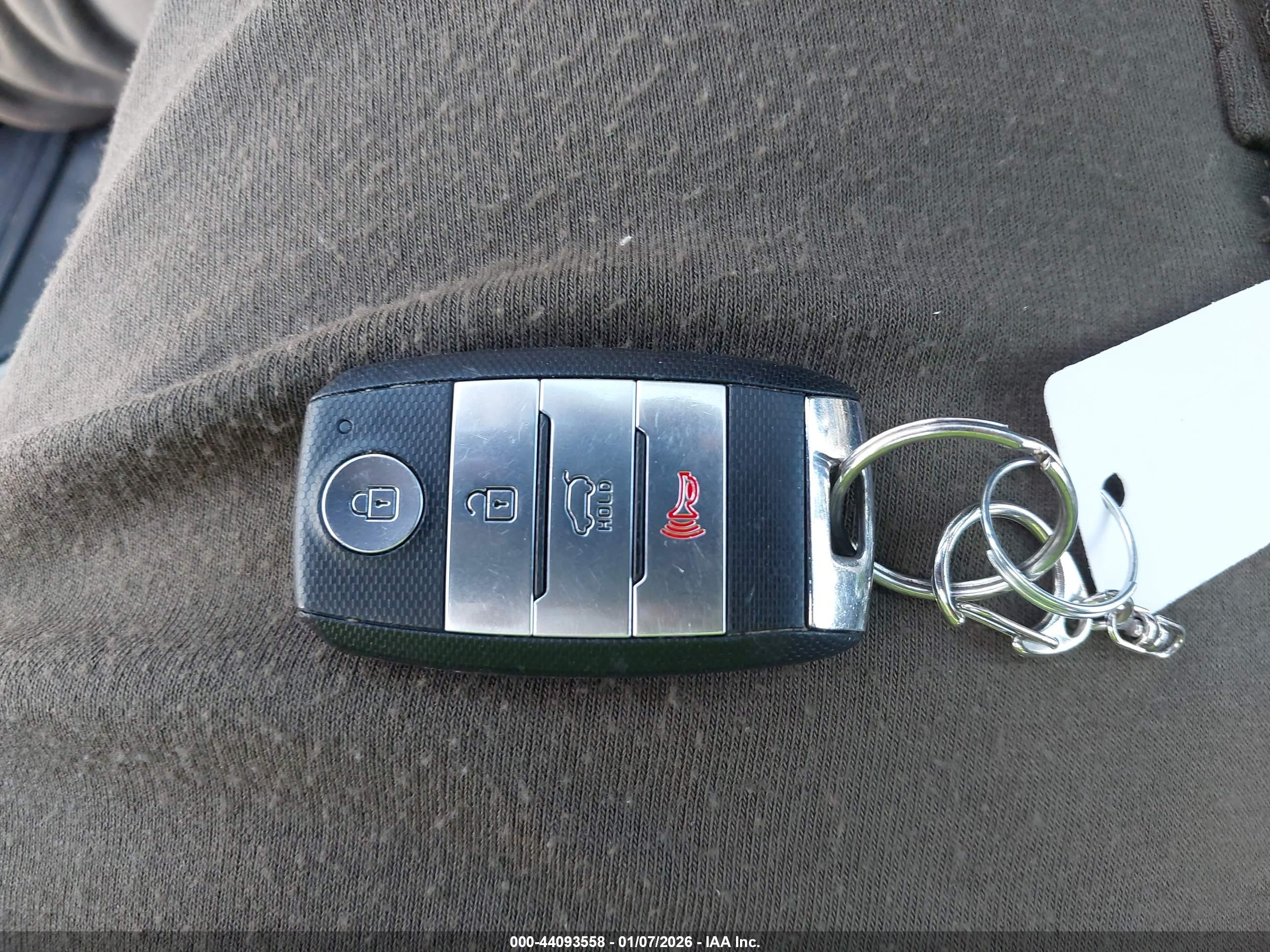 KIA SPORTAGE image 11