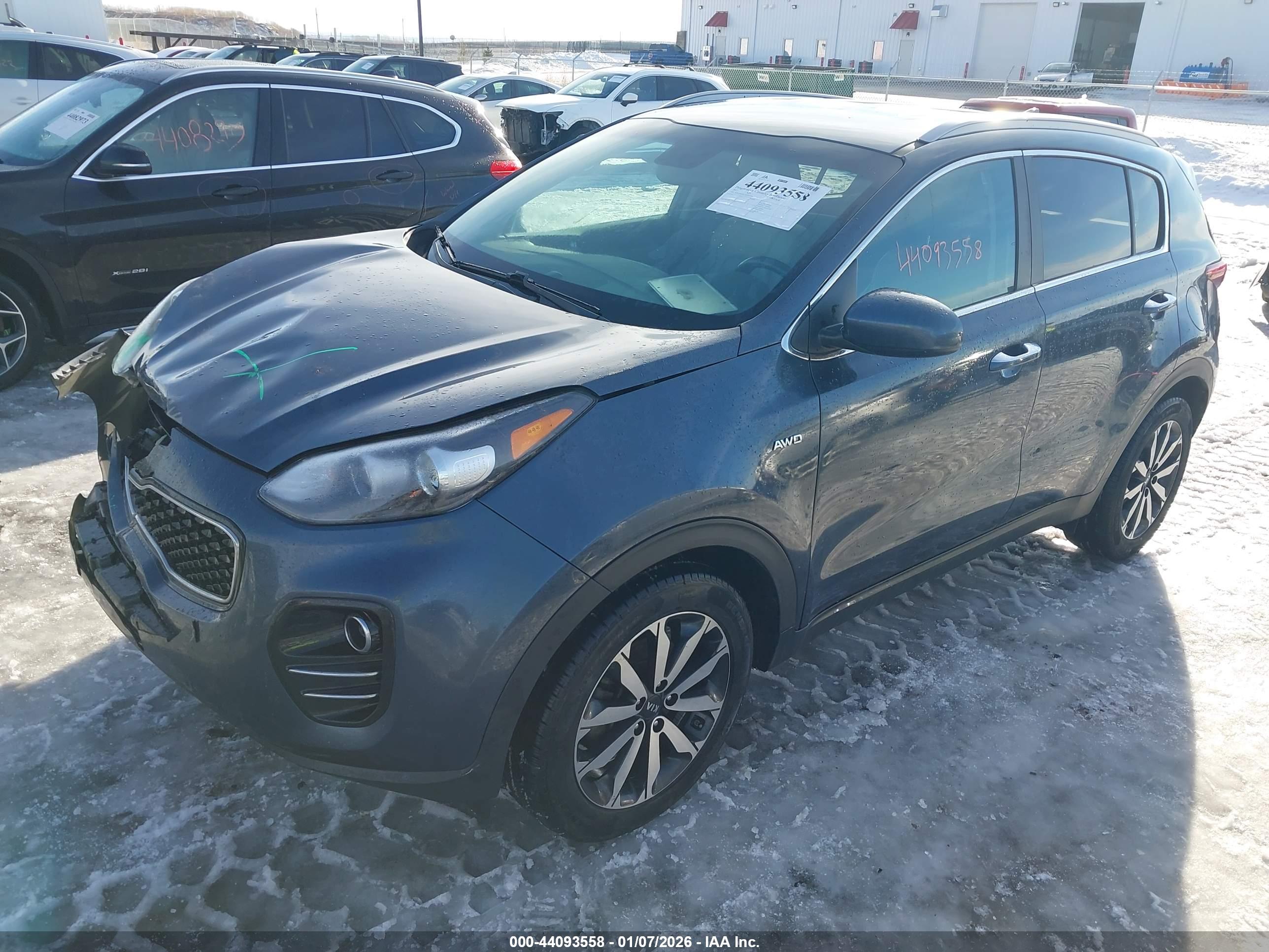 KIA SPORTAGE image 2