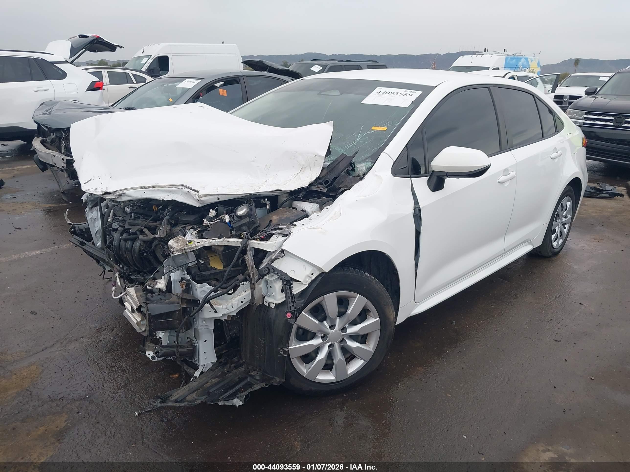 TOYOTA COROLLA image 2