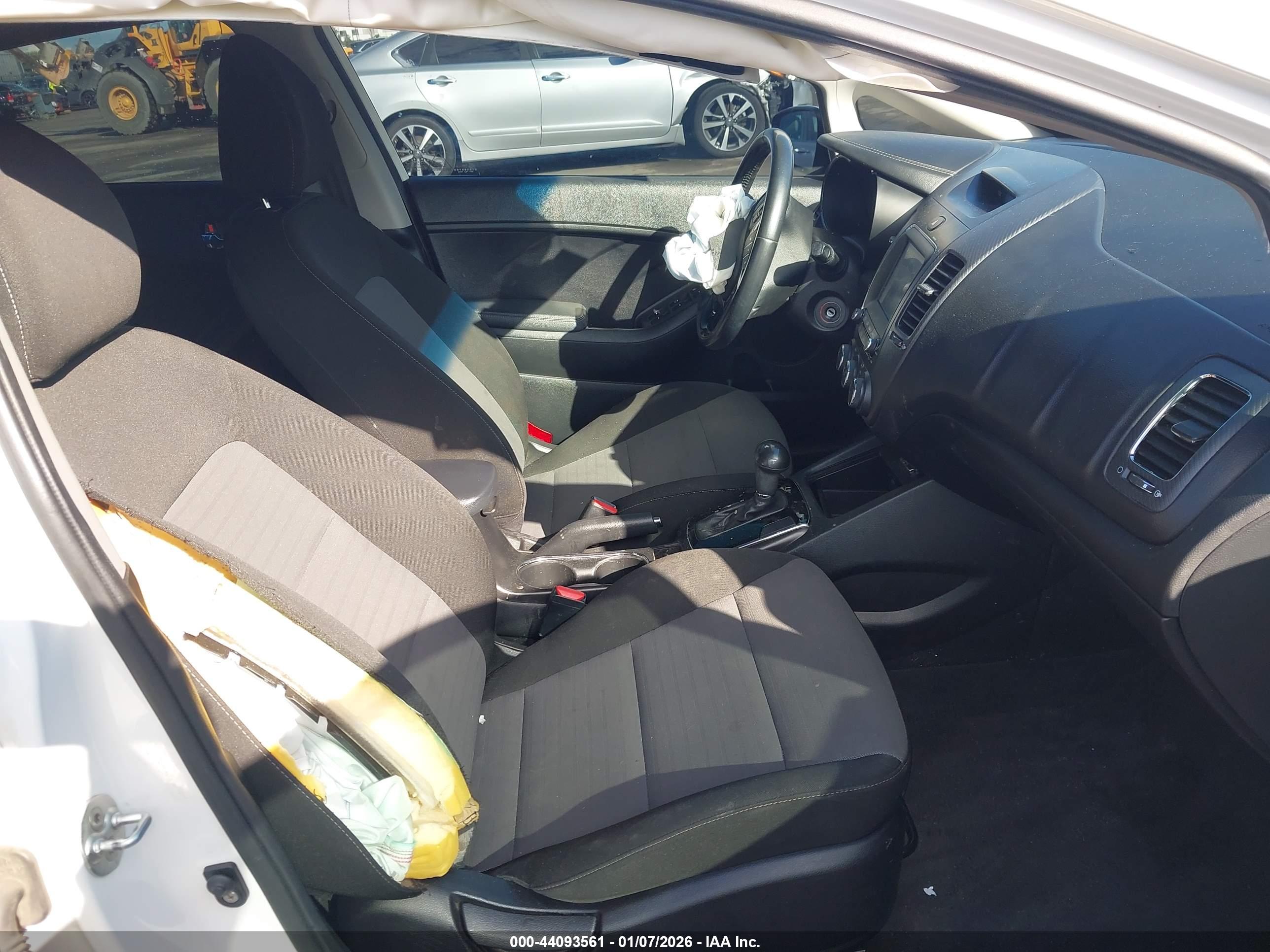 KIA FORTE image 5