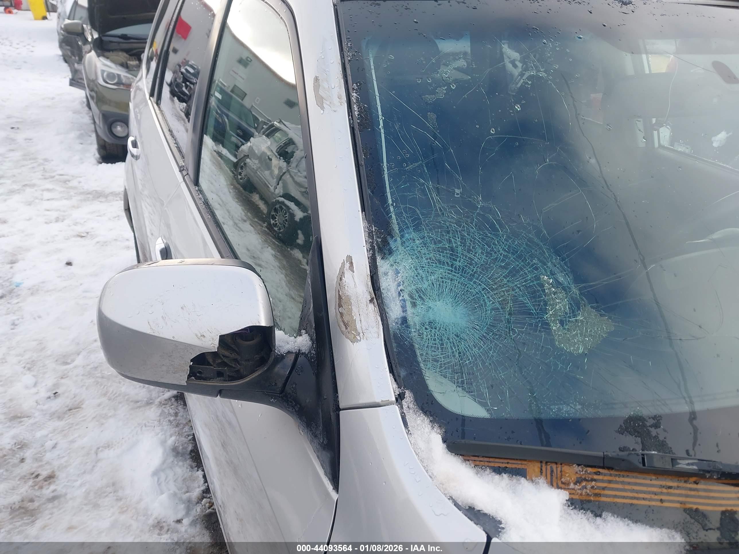 SUBARU FORESTER image 6
