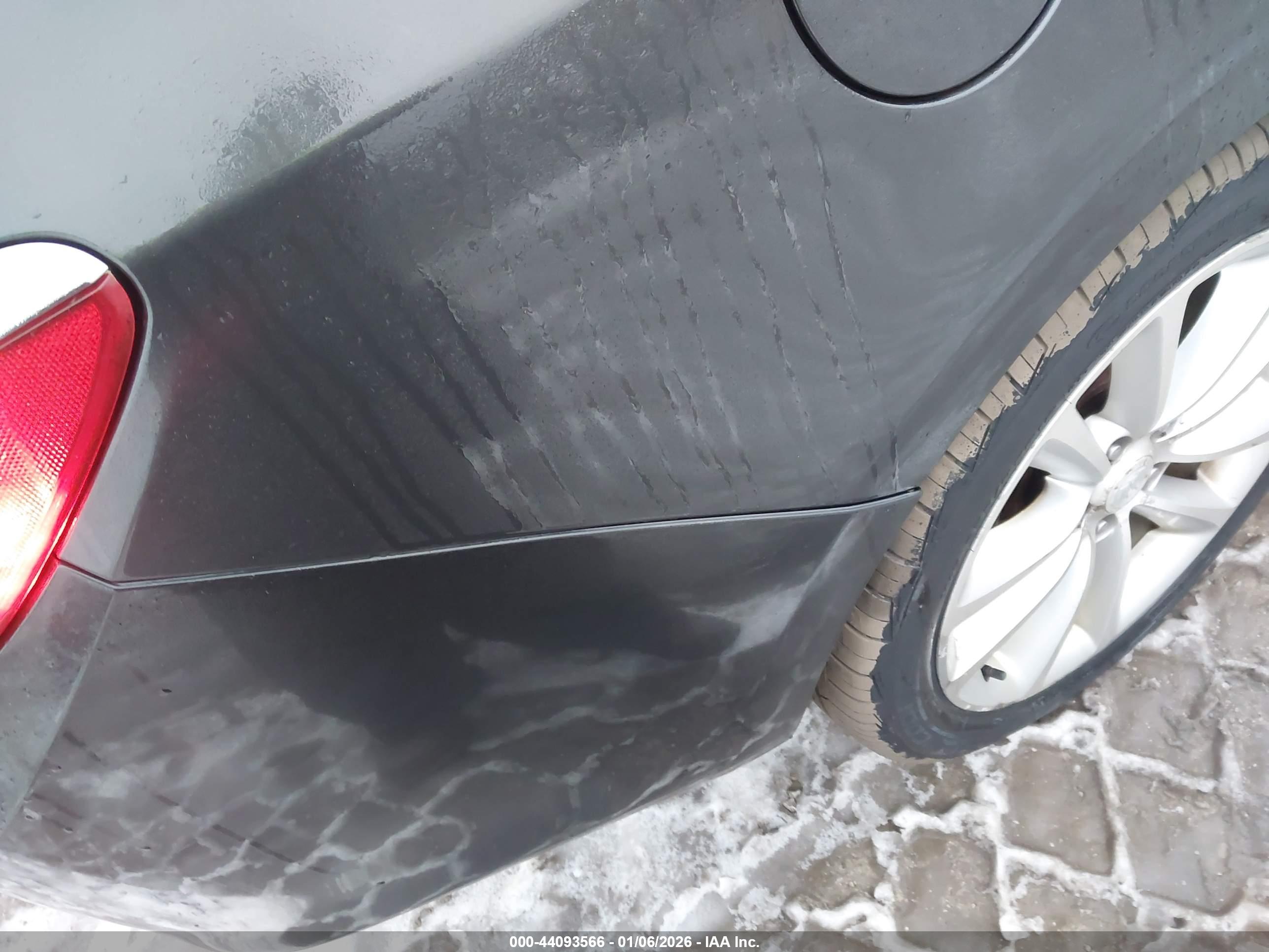BUICK VERANO image 6
