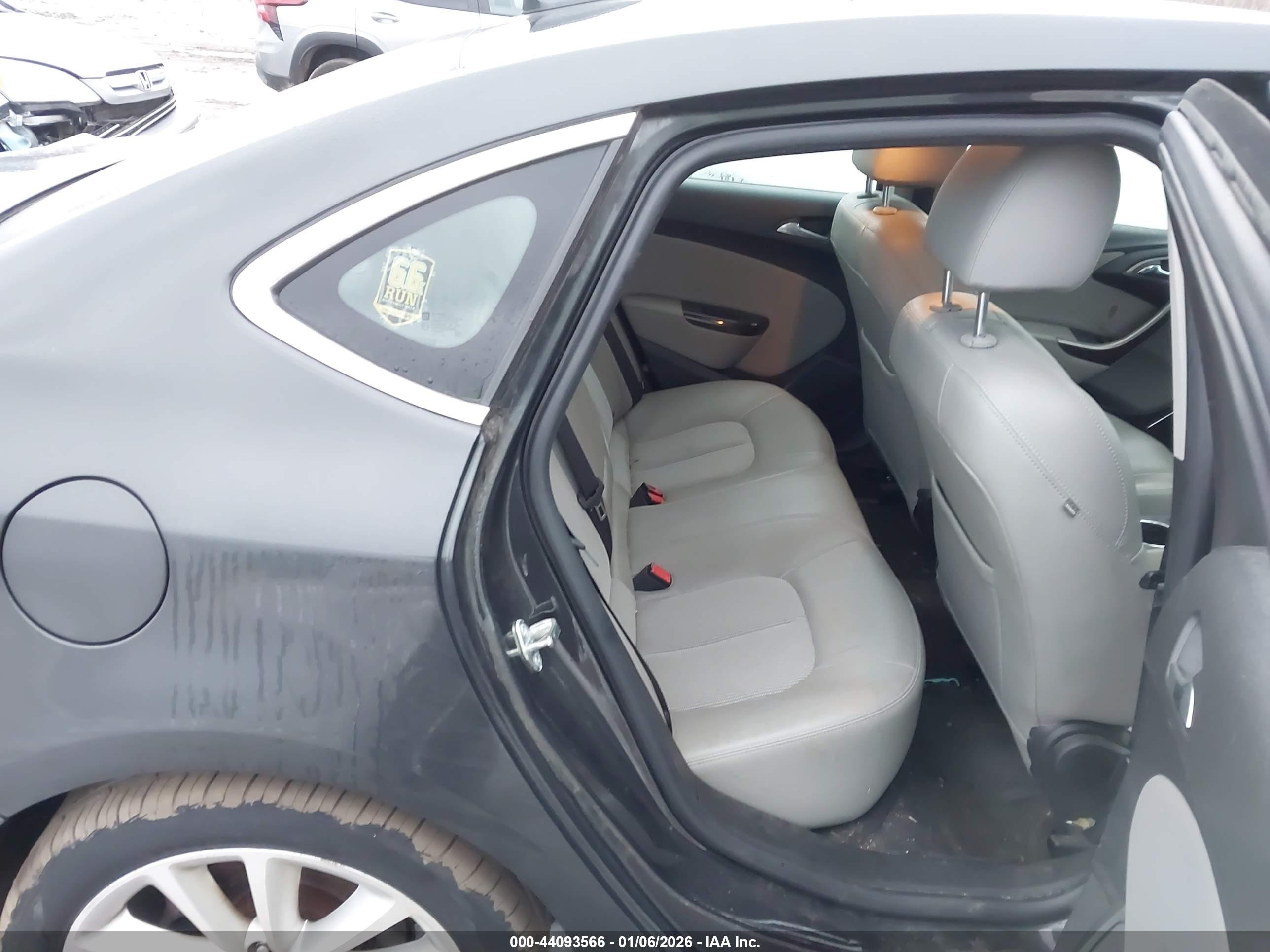 BUICK VERANO image 8