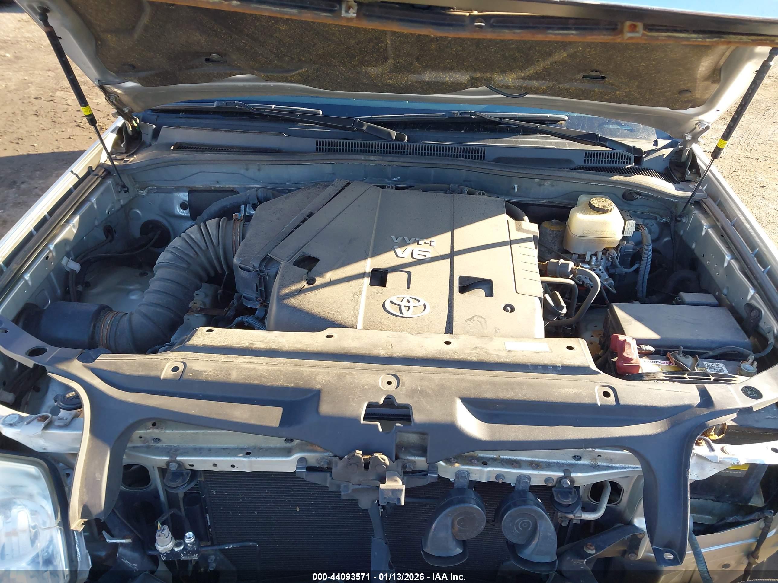 TOYOTA 4RUNNER image 10