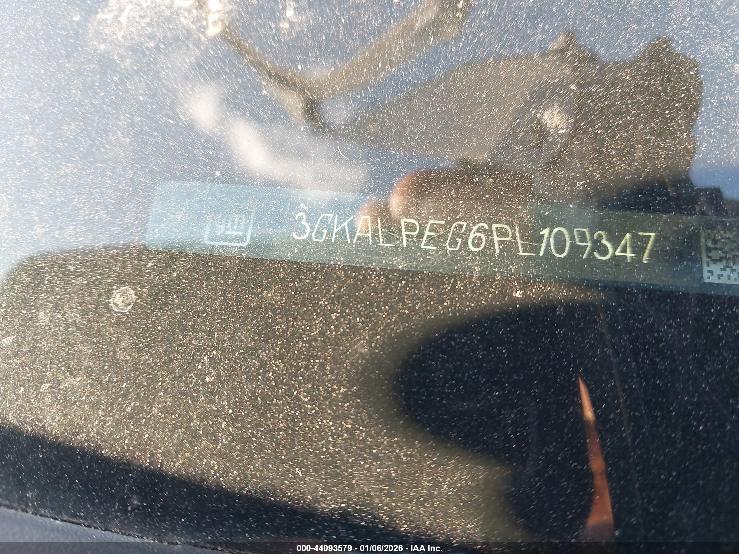 GMC TERRAIN image 9