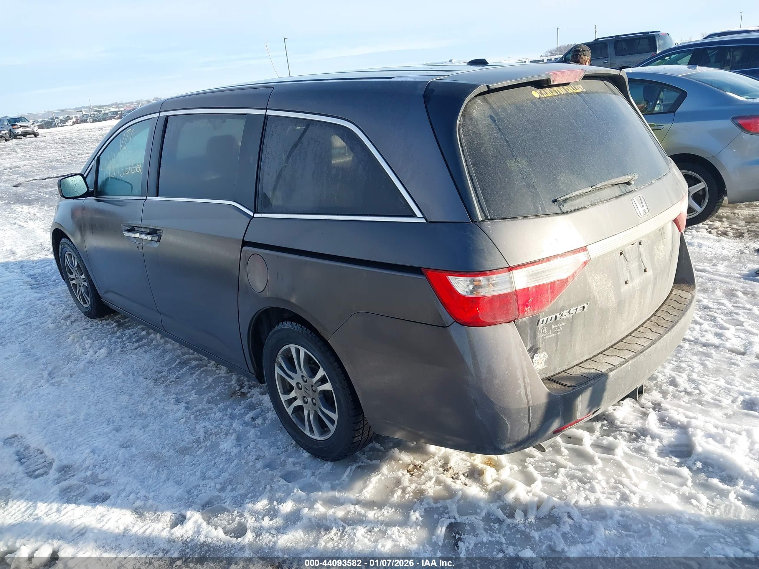 HONDA ODYSSEY image 3