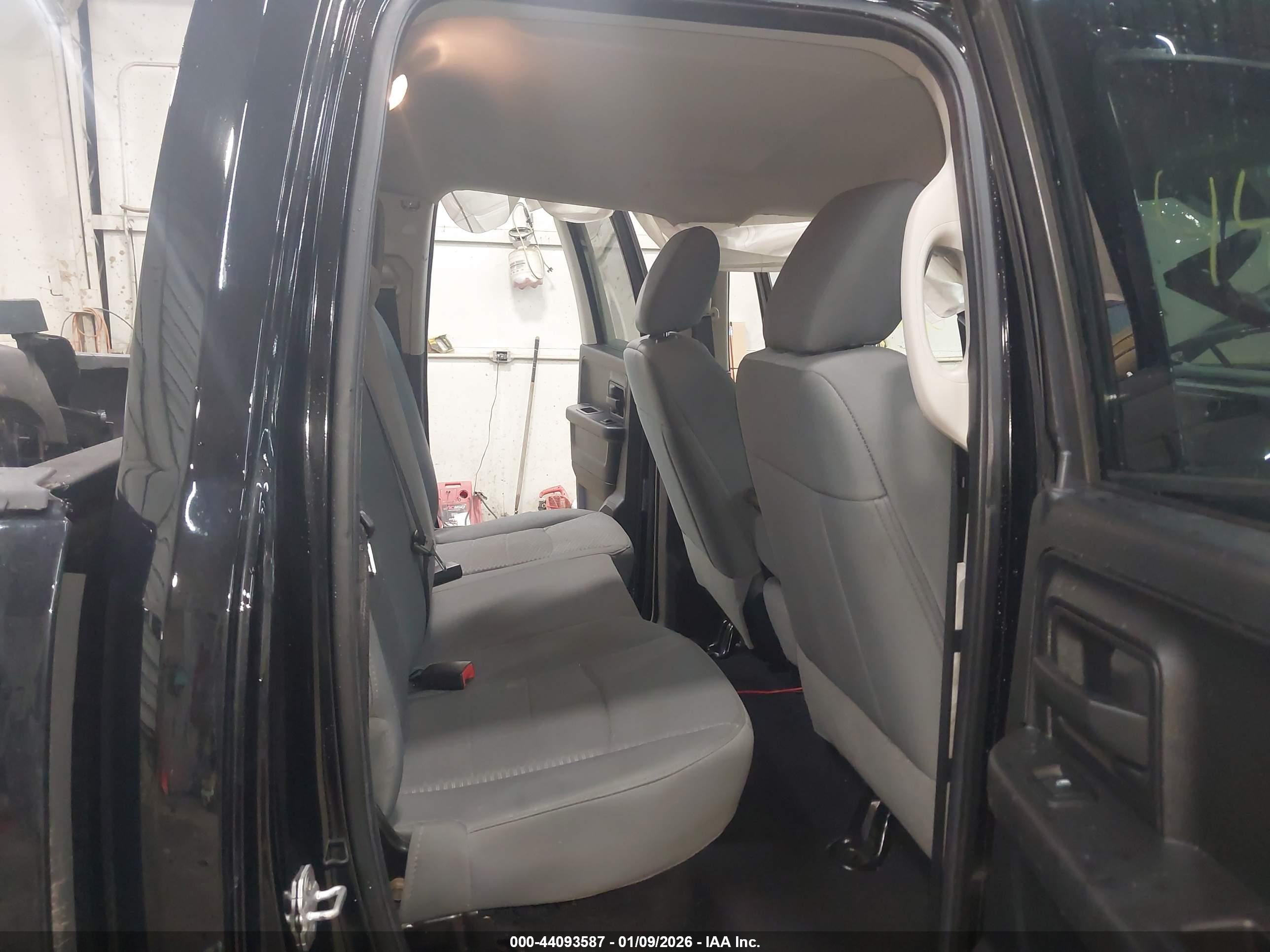 RAM 1500 image 8