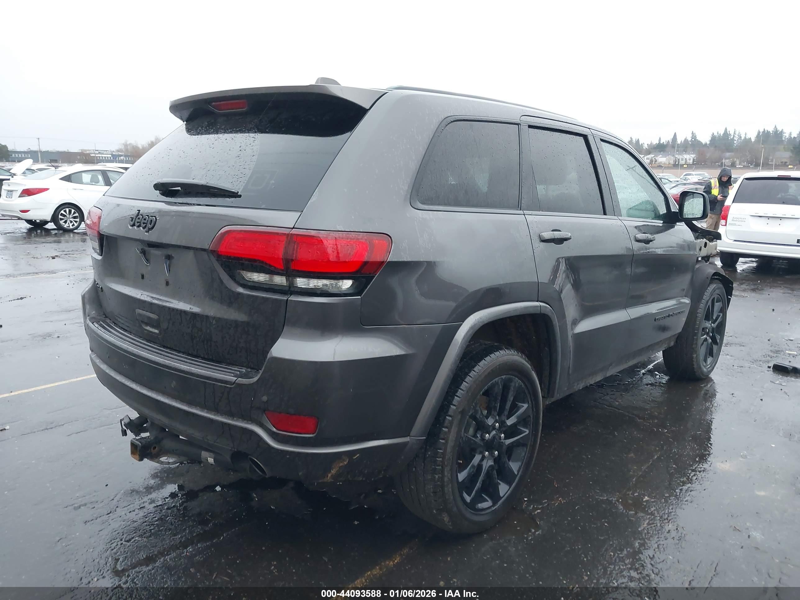 JEEP GRAND image 4
