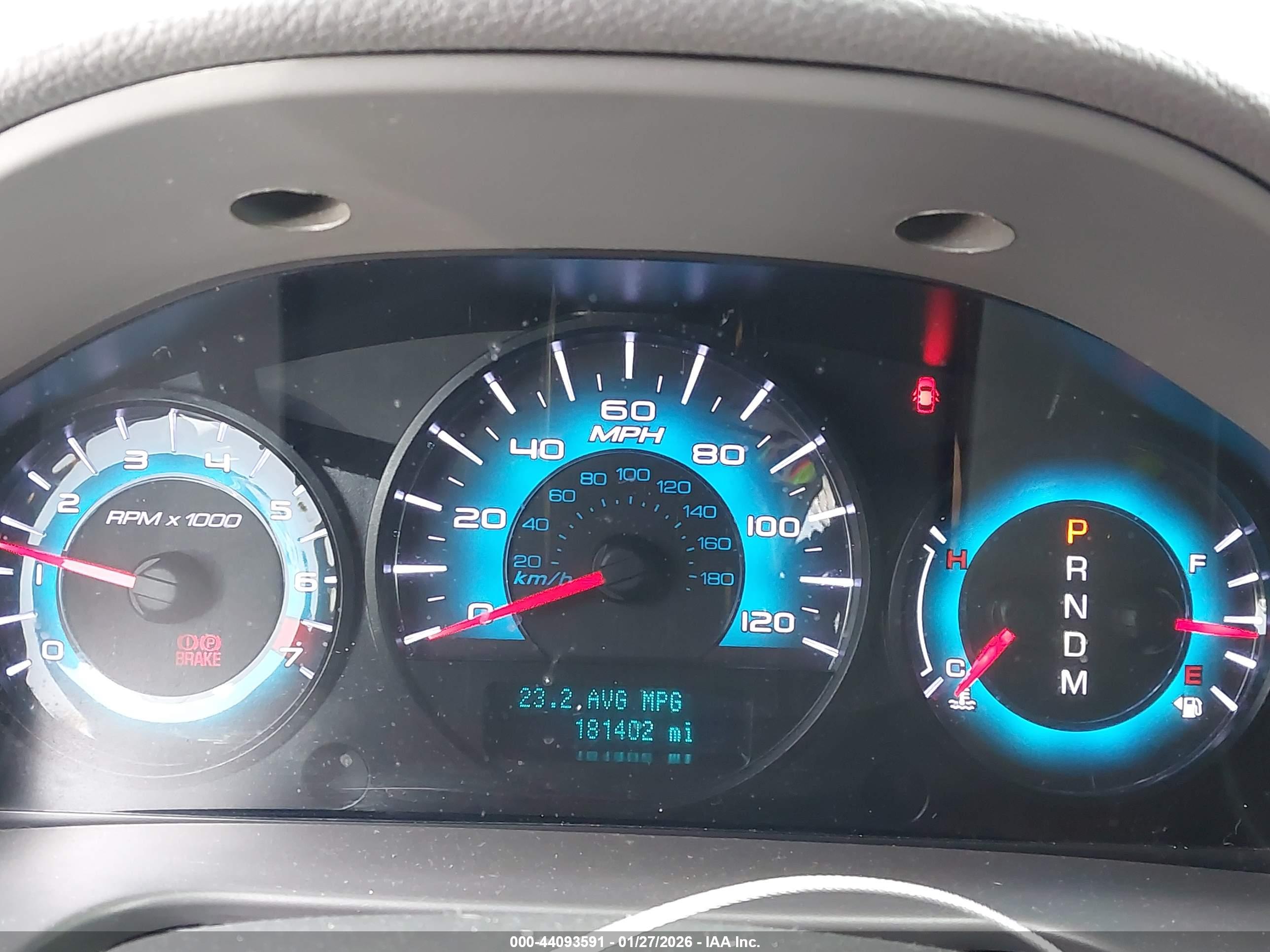 FORD FUSION image 7