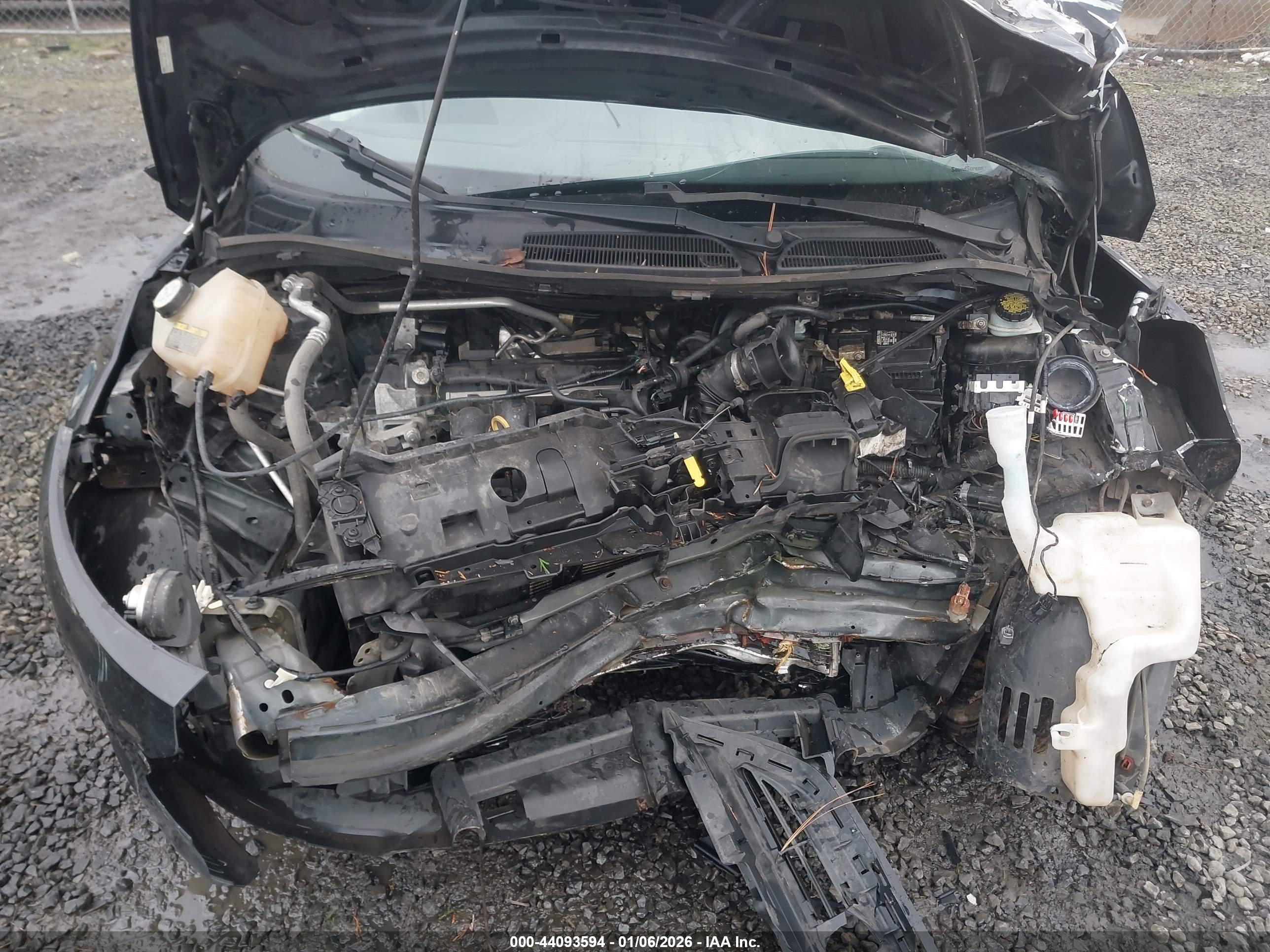FORD FIESTA image 10