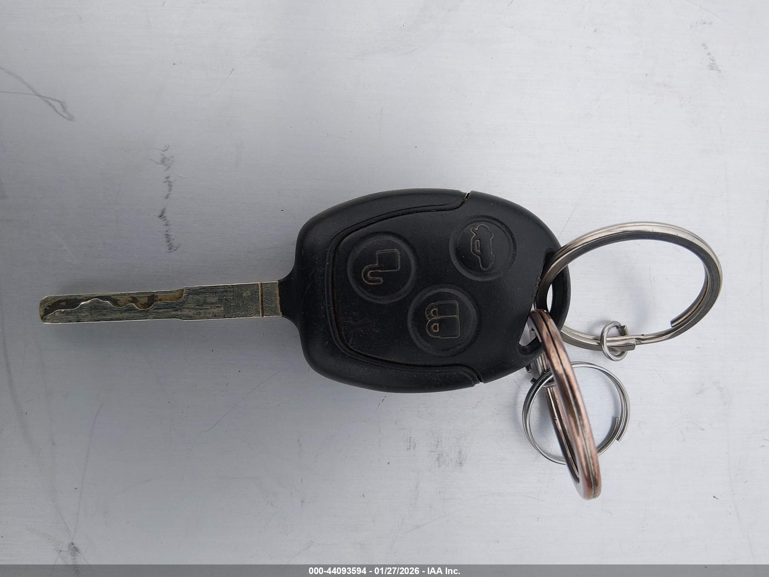 FORD FIESTA image 11