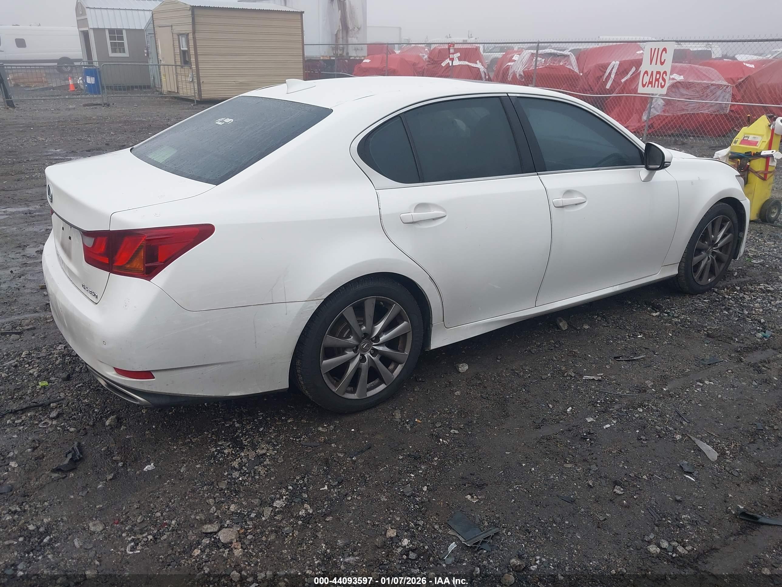 LEXUS GS image 4